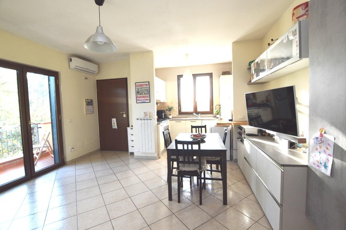 Quadrilocale con terrazzo, Lucca sant'angelo in campo