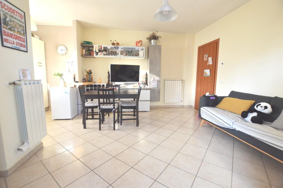 Quadrilocale con terrazzo, Lucca sant'angelo in campo