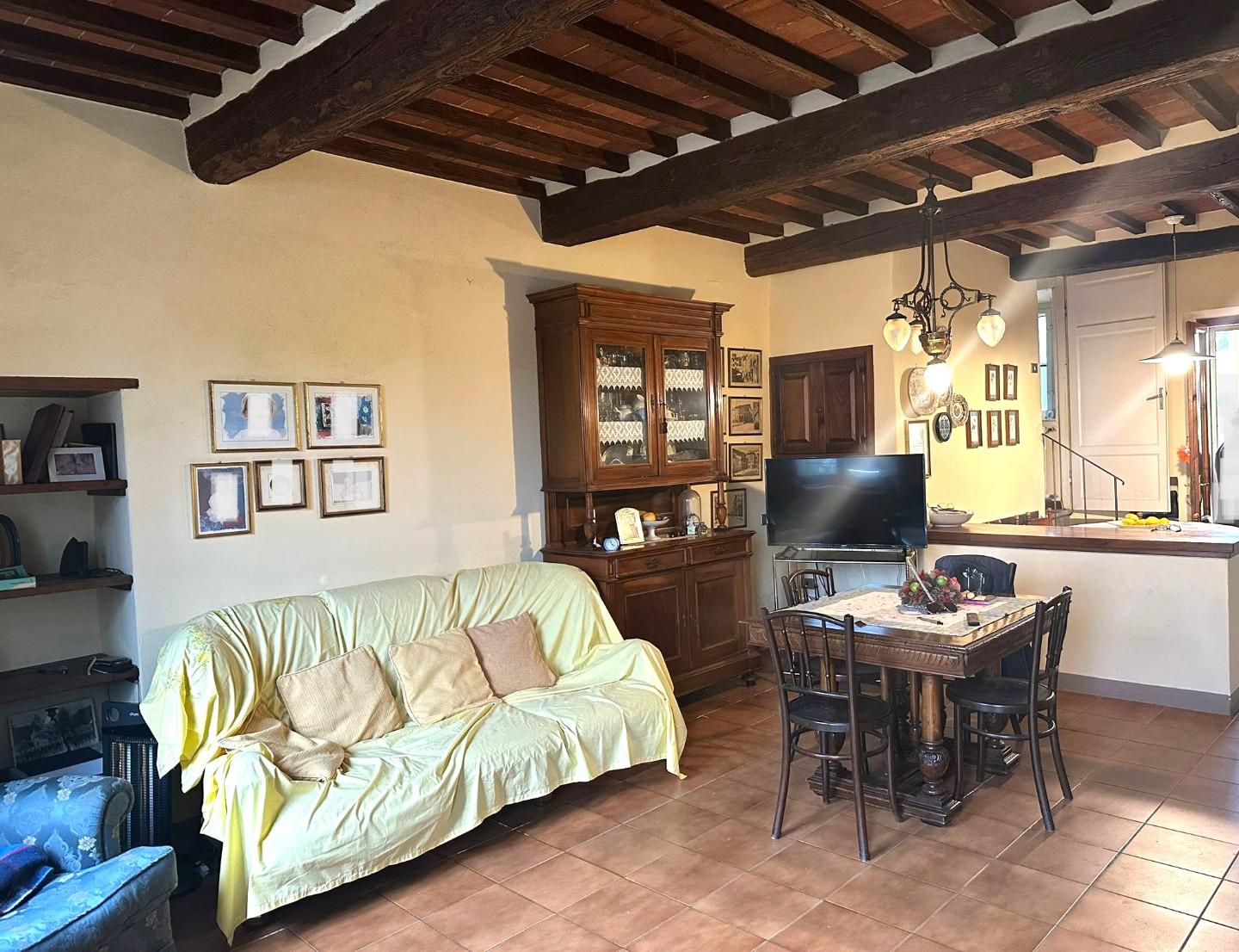 Casa indipendente con giardino, Capannori vorno