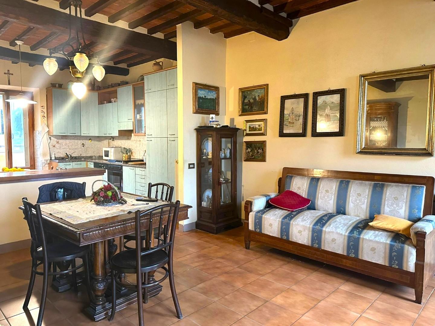 Casa indipendente con giardino, Capannori vorno