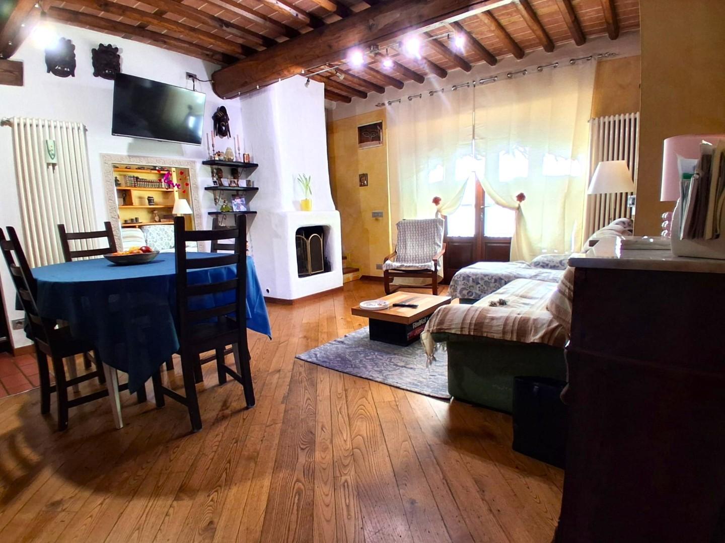 Casa indipendente con giardino, Capannori badia di cantignano