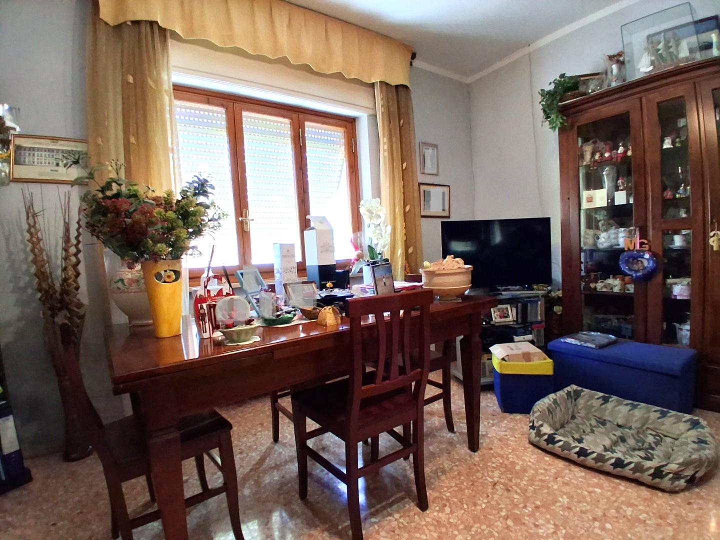 Villa con giardino, Lucca tempagnano di lunata