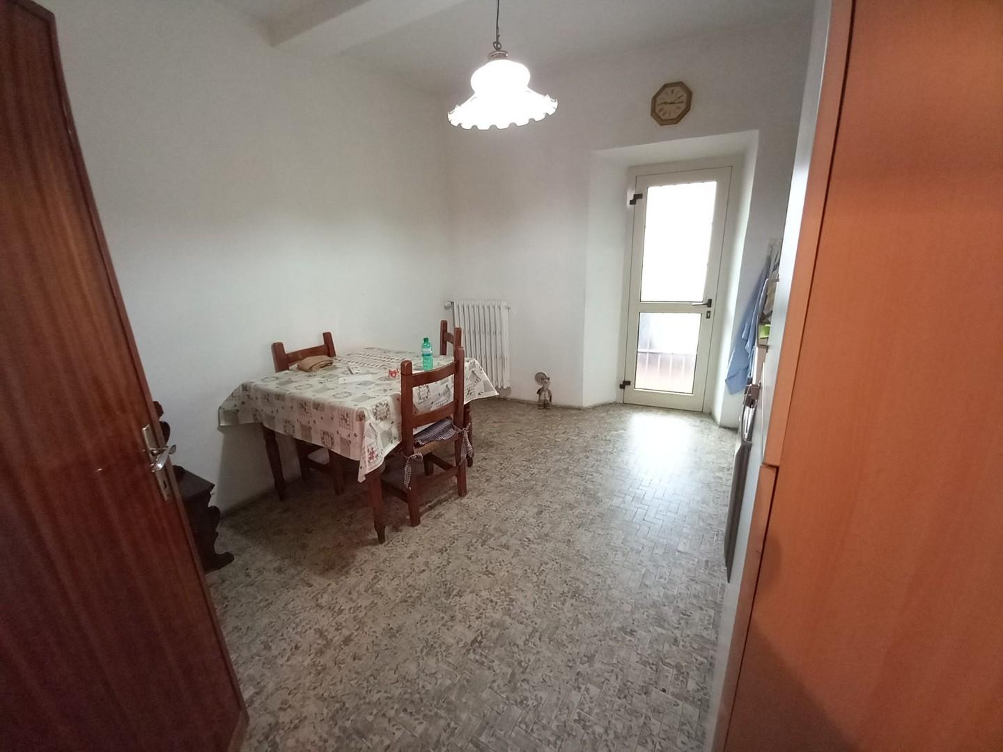 Casa indipendente con terrazzo, Capannori zone
