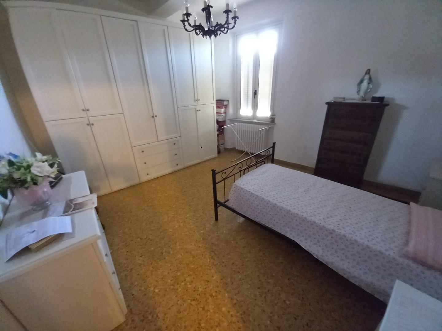 Casa indipendente con terrazzo, Capannori zone