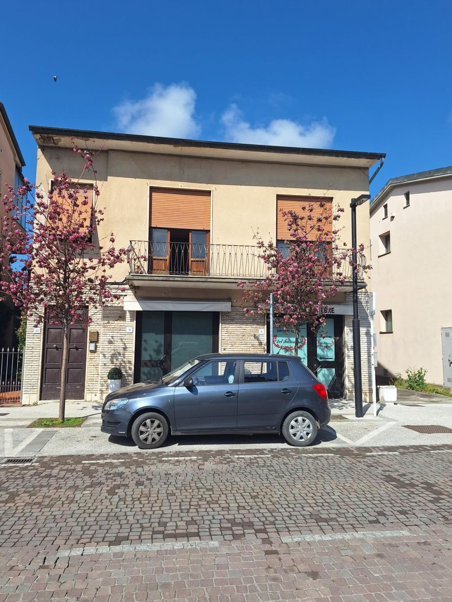 Appartamento con terrazzi a Capannori