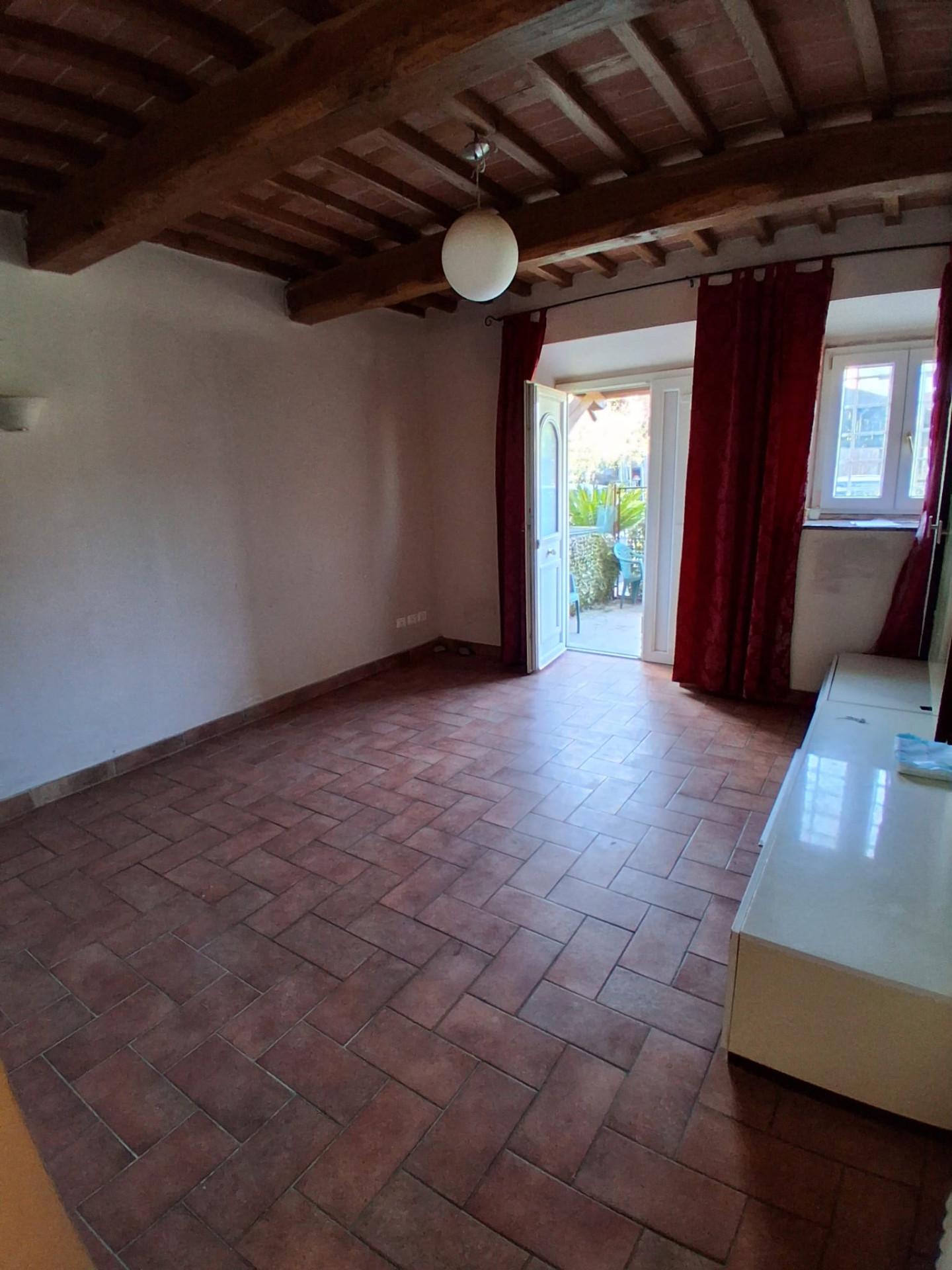 Casa indipendente con giardino, Capannori pieve san paolo