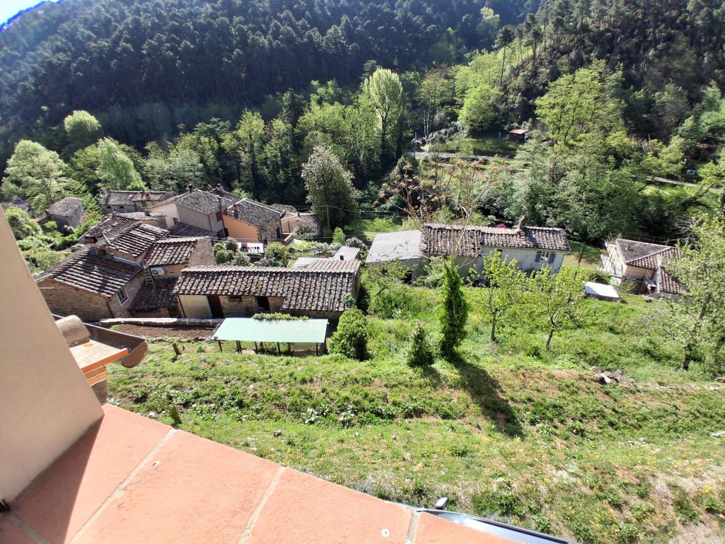 Rustico con giardino, Capannori sant'andrea di compito