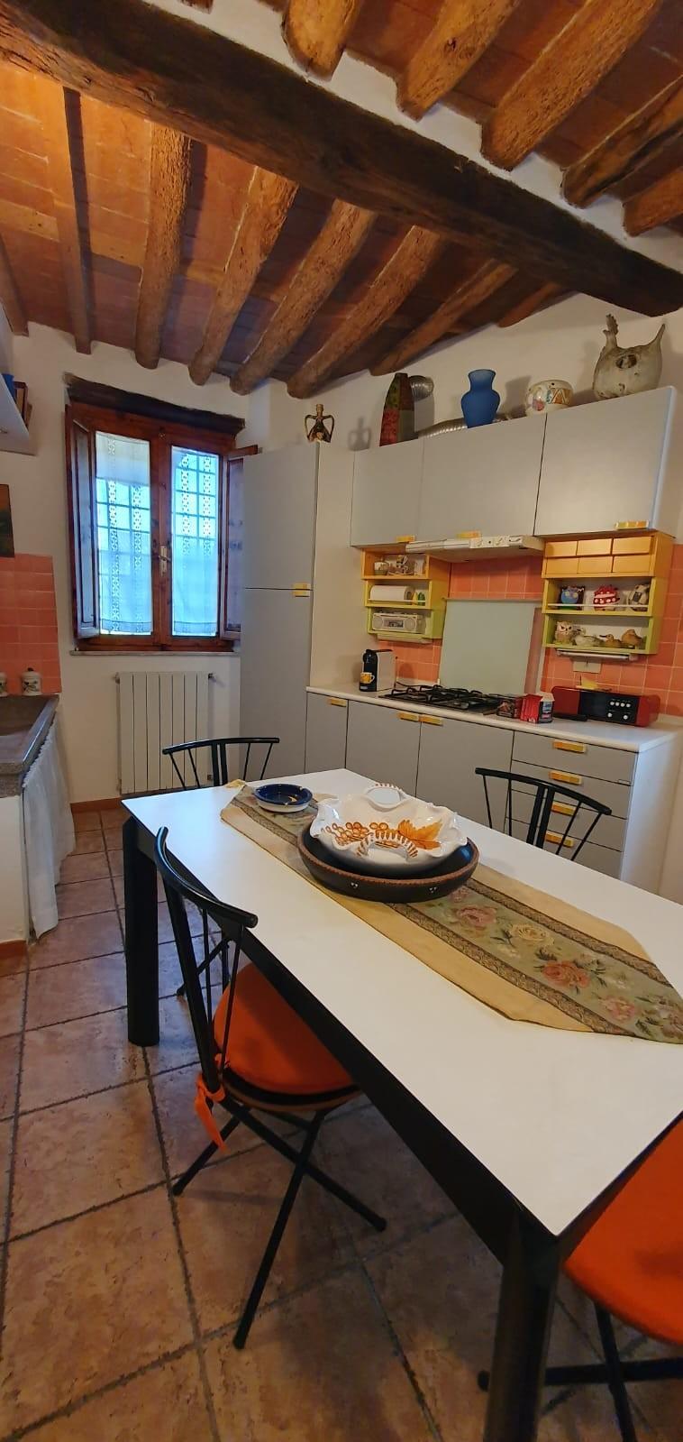 Casa indipendente ristrutturata, Capannori segromigno in monte