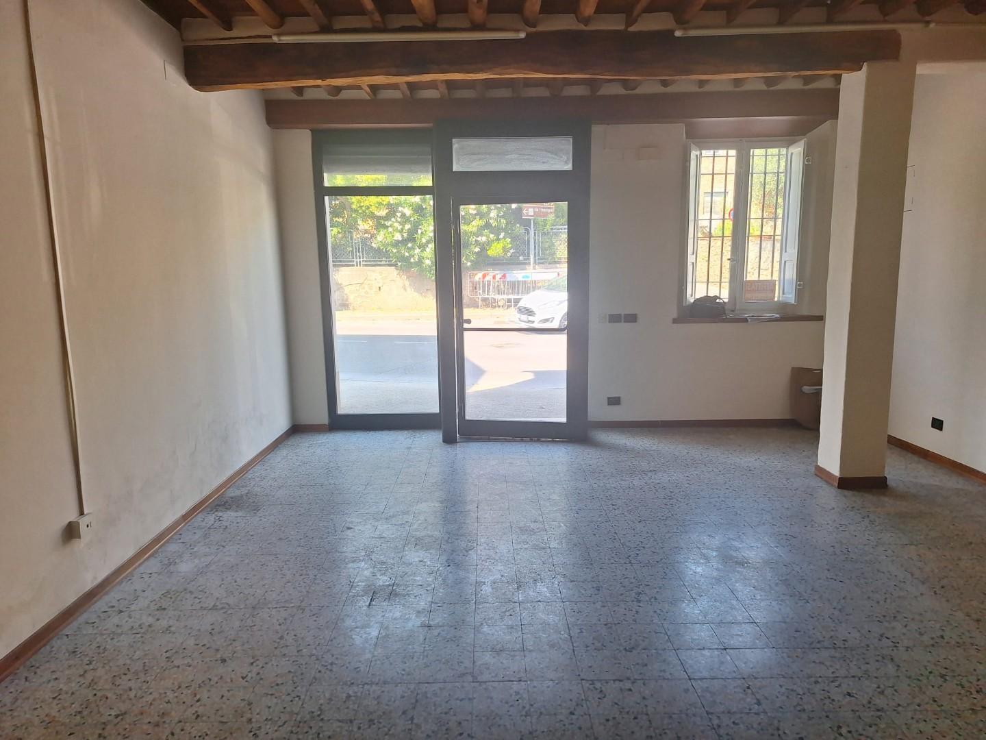 Capannone in affitto a Porcari