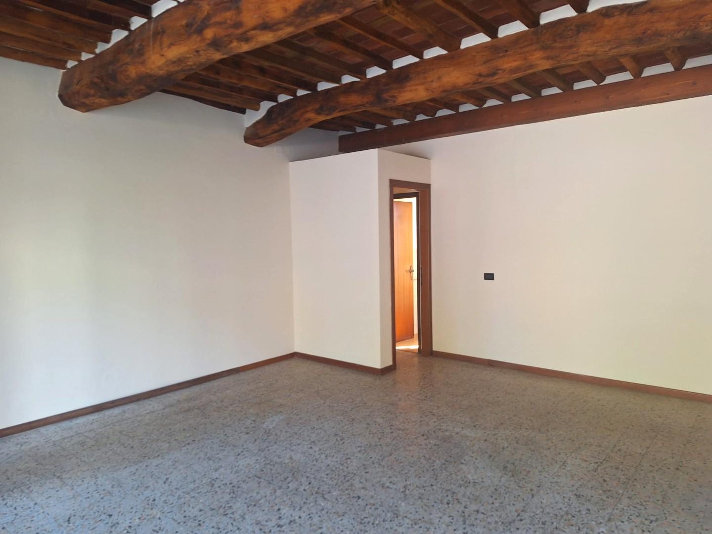 Capannone in affitto a Porcari