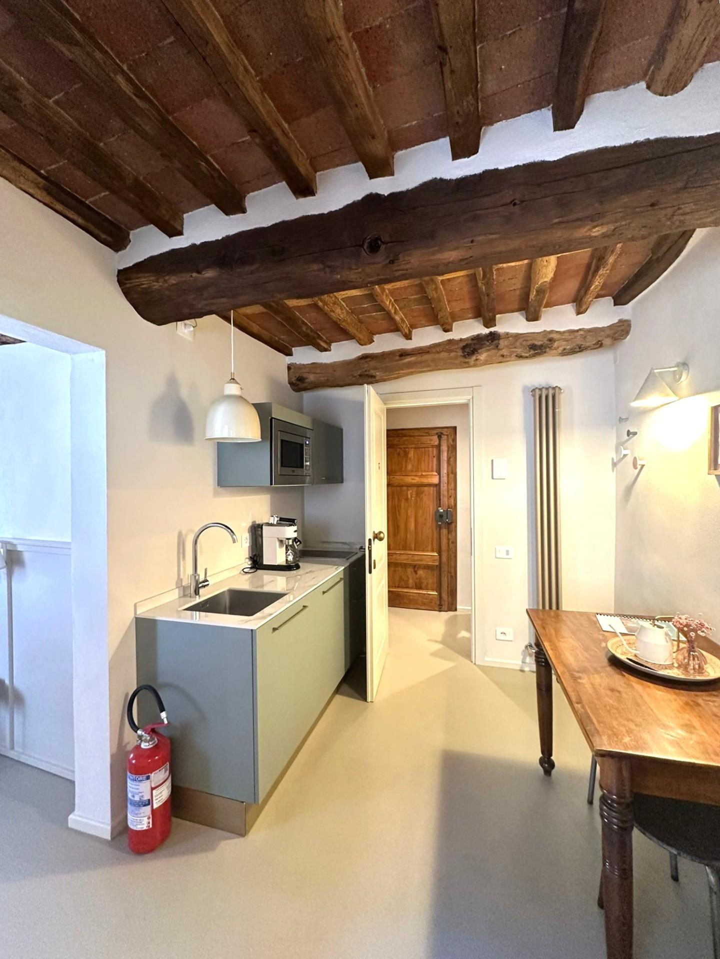Quadrilocale in vendita, Lucca centro storico