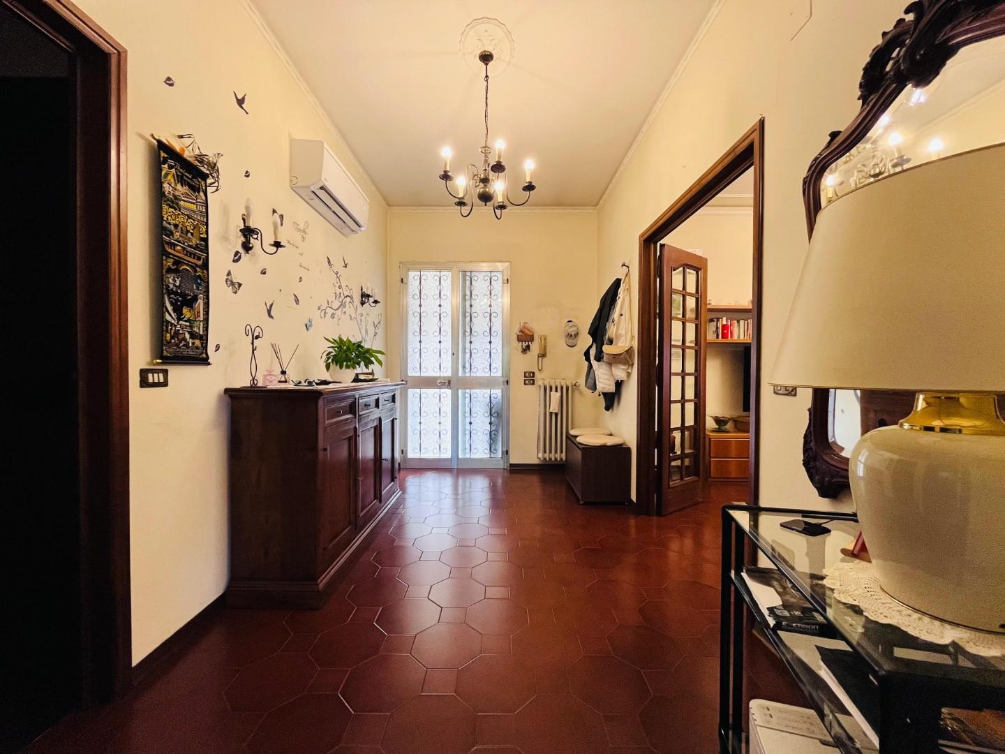Appartamento con terrazzo a Montecatini-Terme