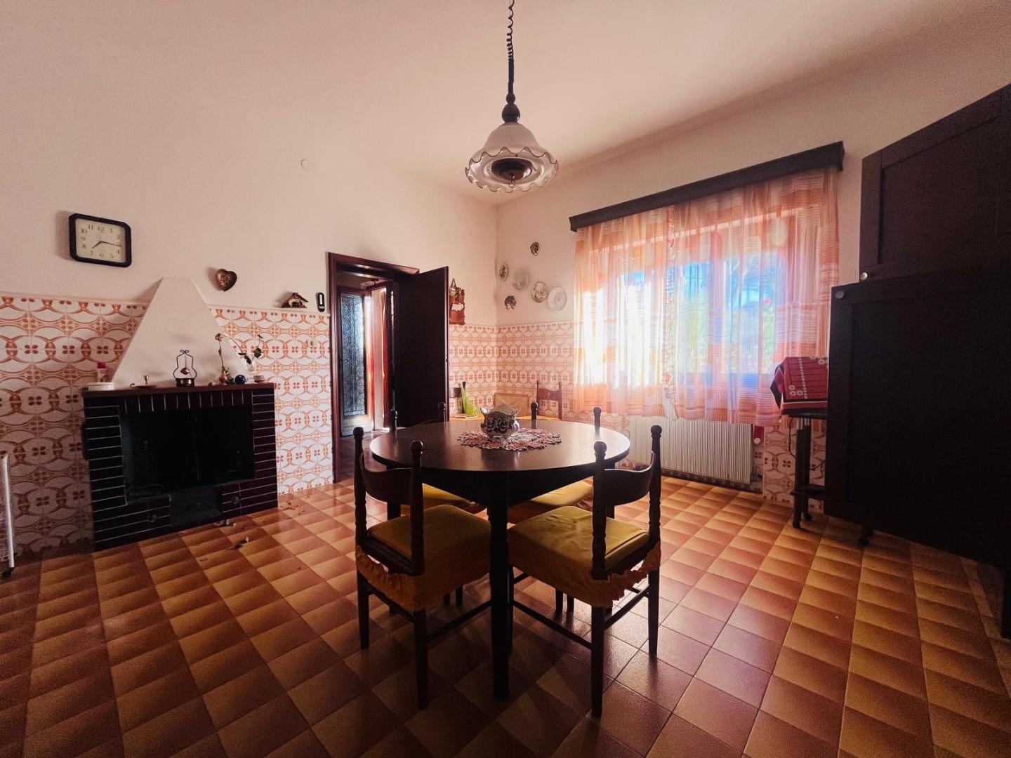 Casa indipendente con giardino, Castelfranco di Sotto villa campanile