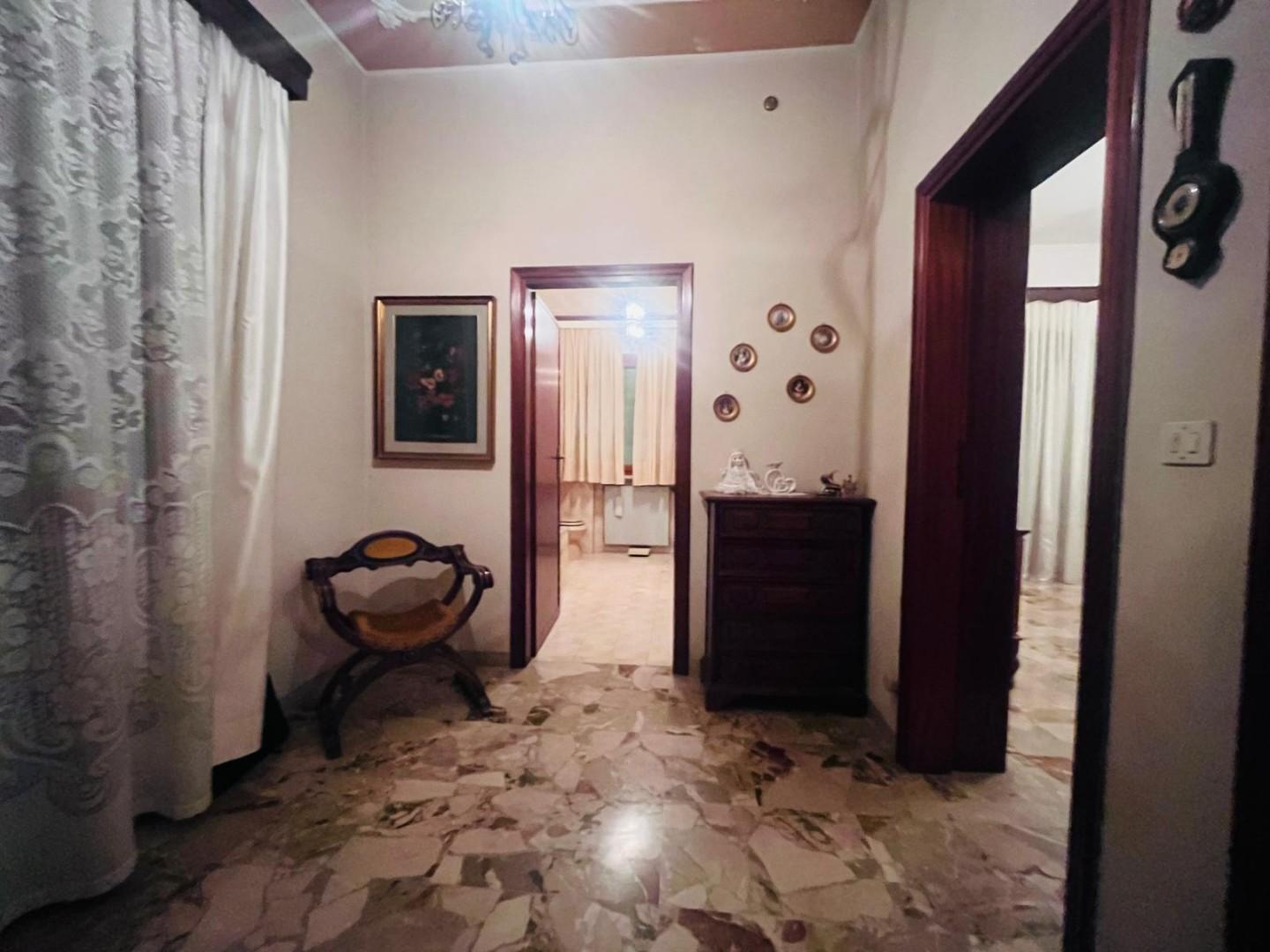 Casa indipendente con giardino, Castelfranco di Sotto villa campanile