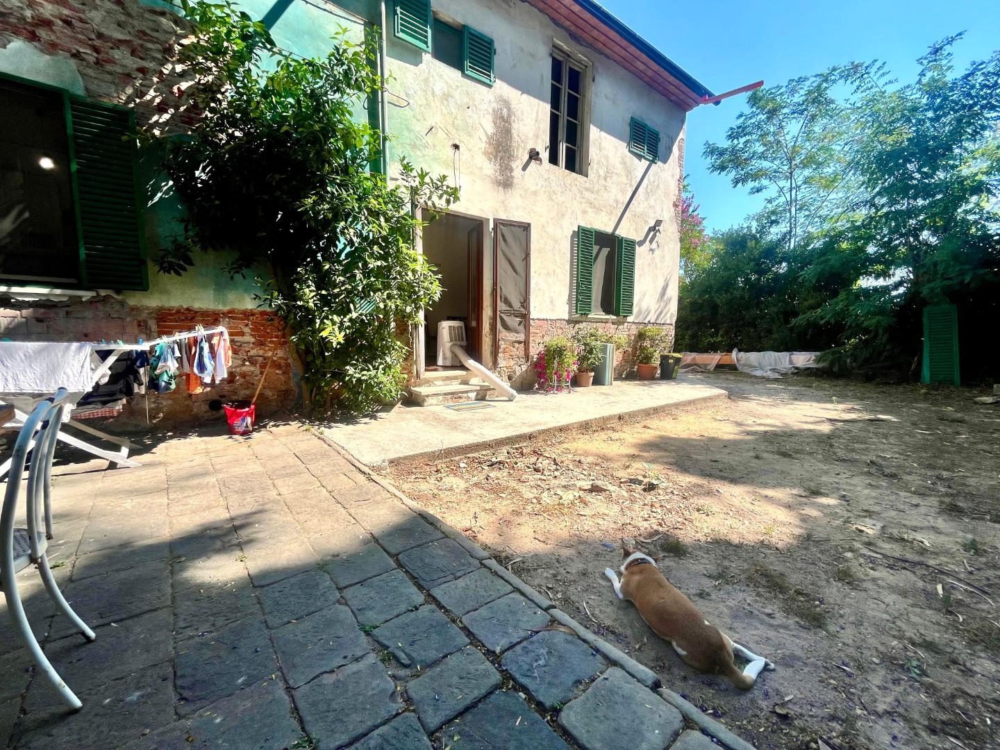 Casa indipendente con giardino a Chiesina Uzzanese