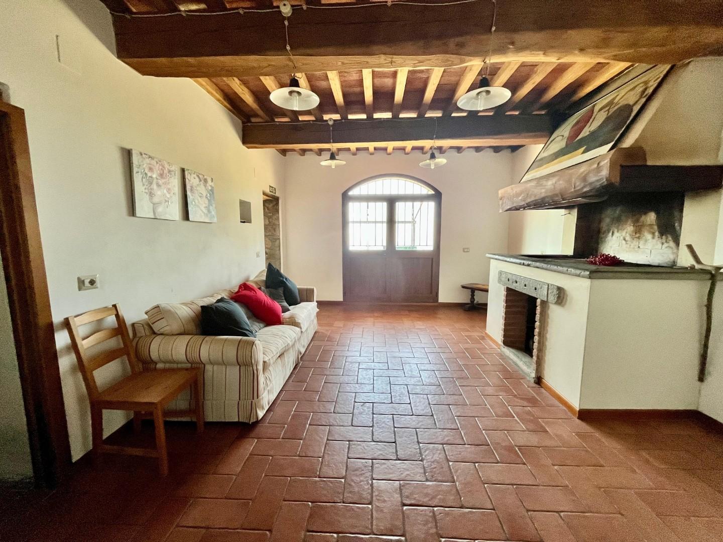 Rustico con giardino a Marliana