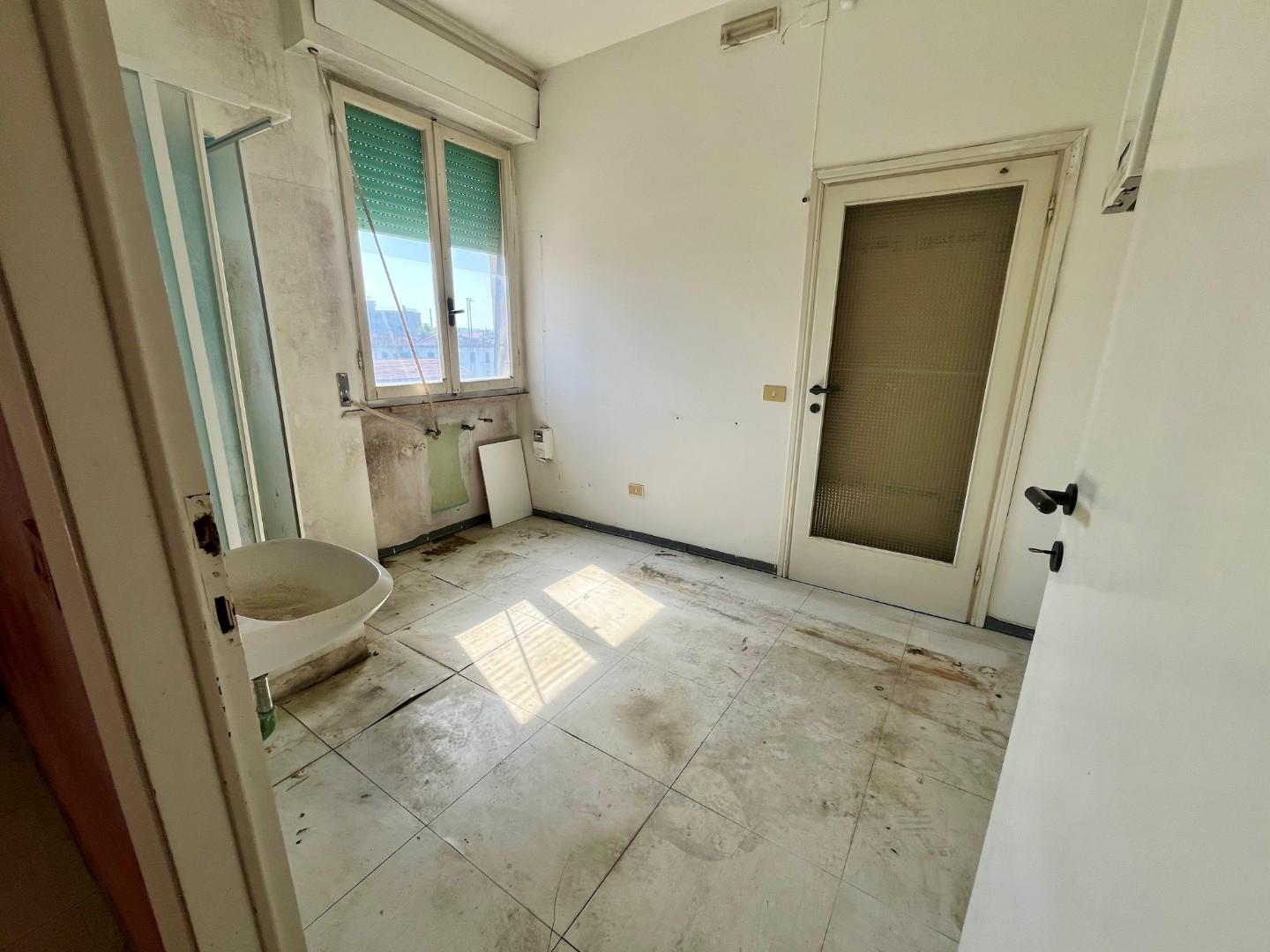Quadrilocale con terrazzi a Pontedera