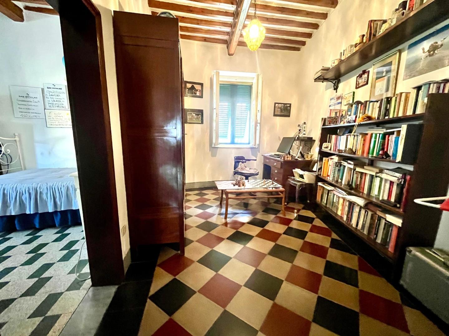 Appartamento con terrazzo a Buti