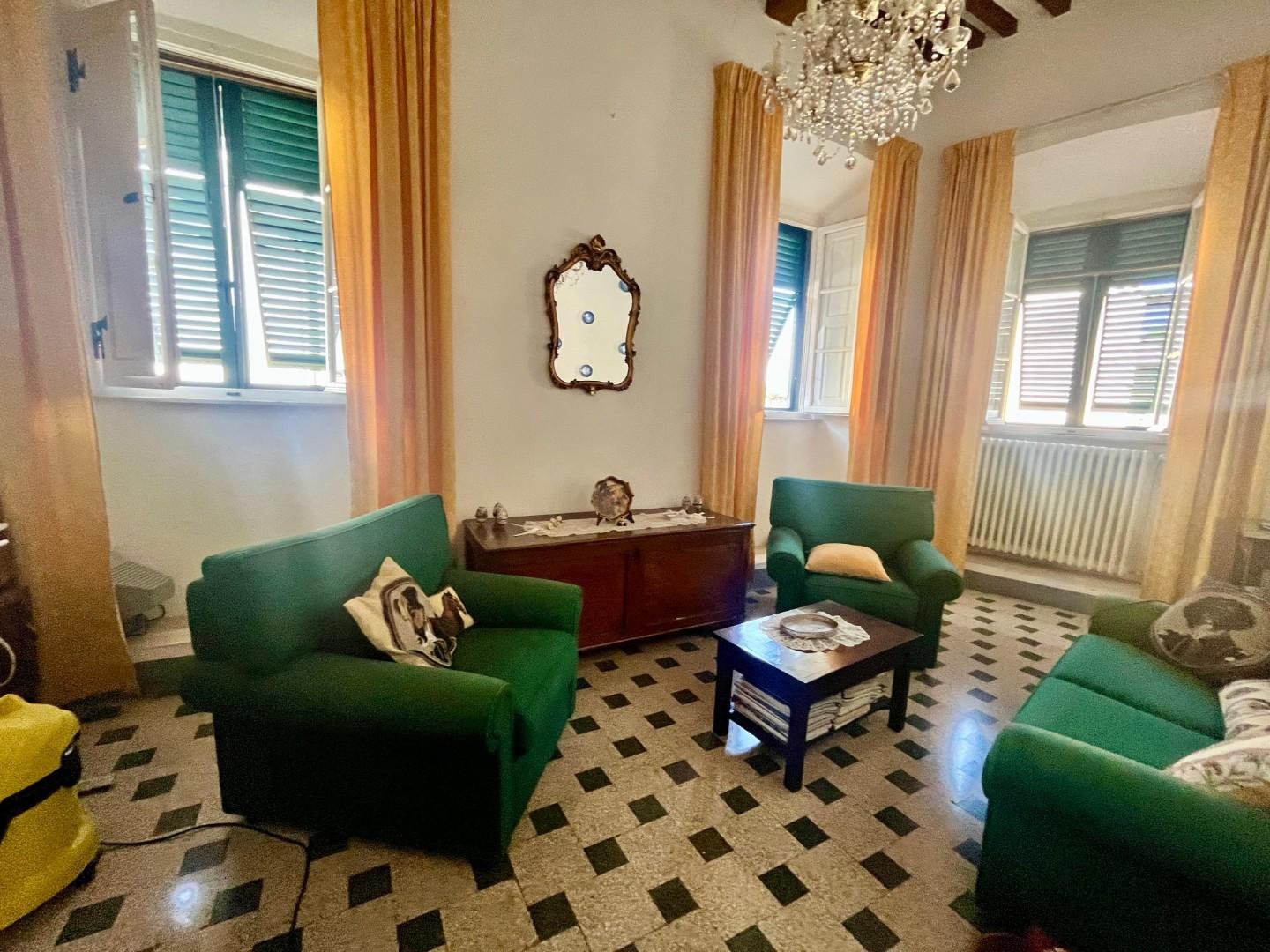 Appartamento con terrazzo a Buti