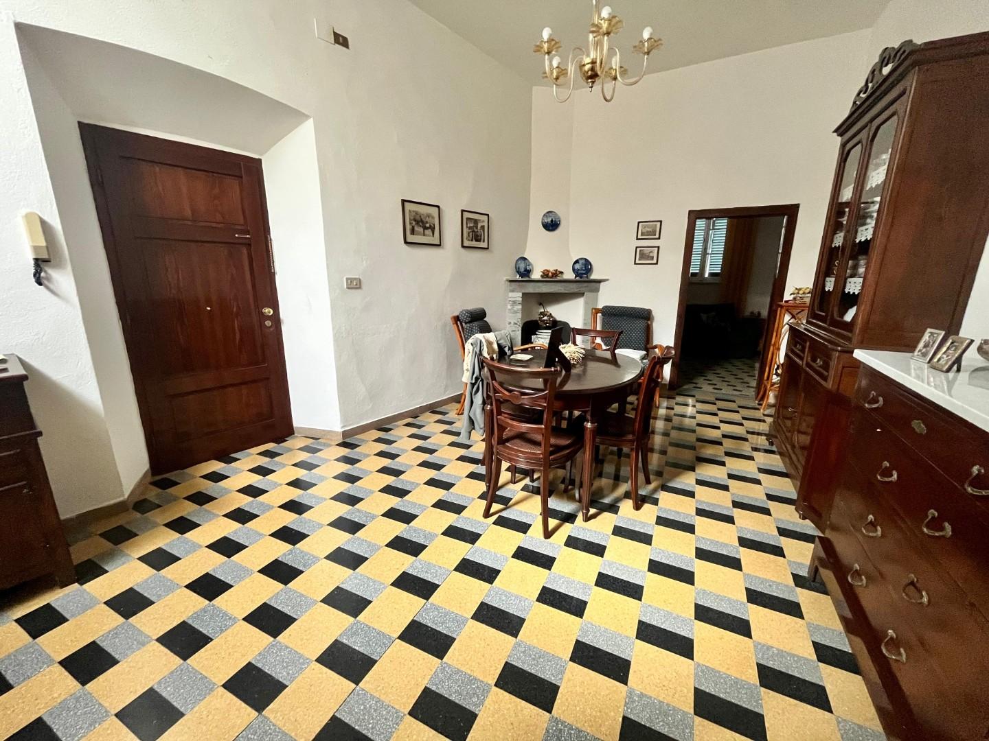 Appartamento con terrazzo a Buti