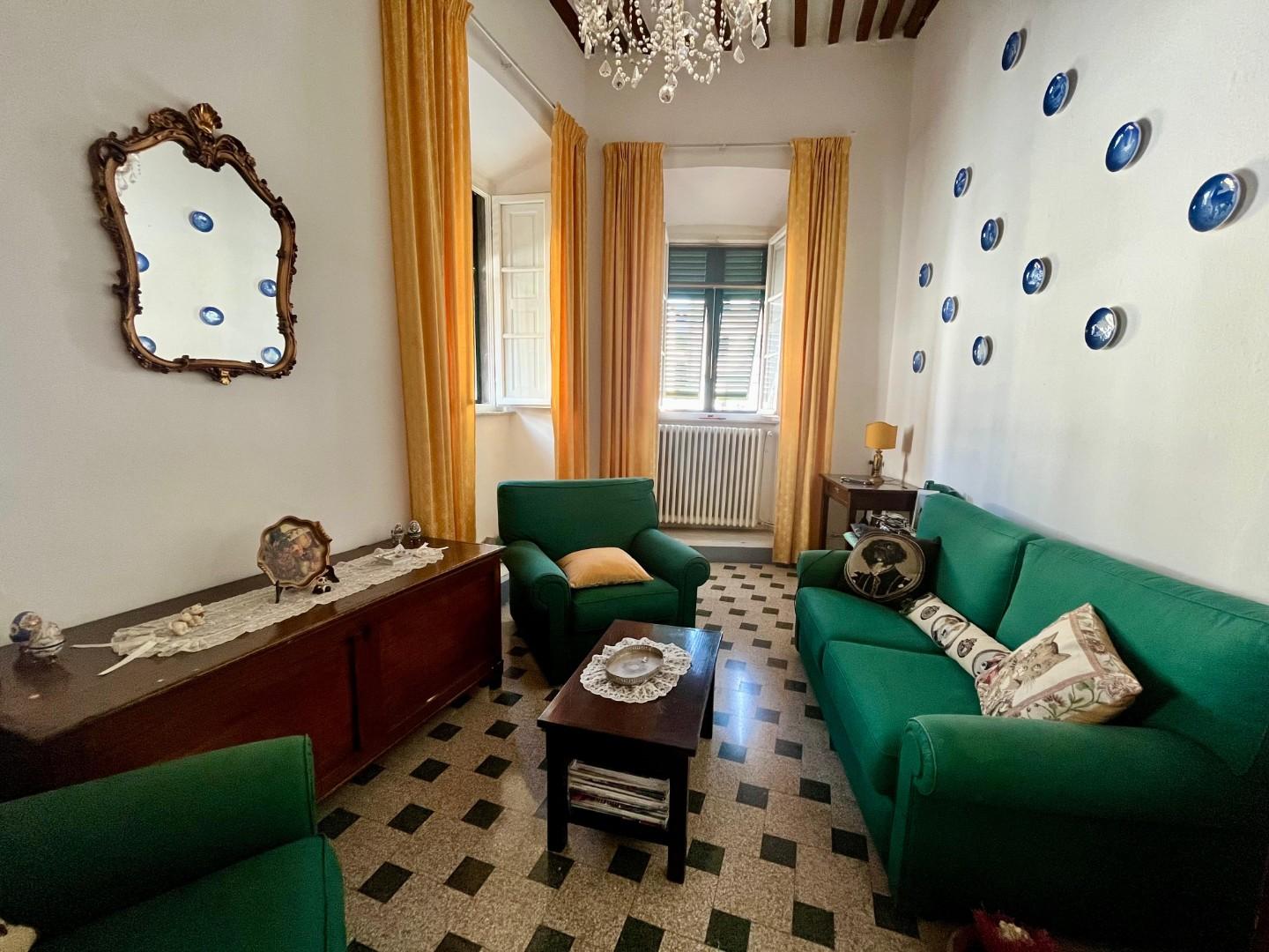 Appartamento con terrazzo a Buti