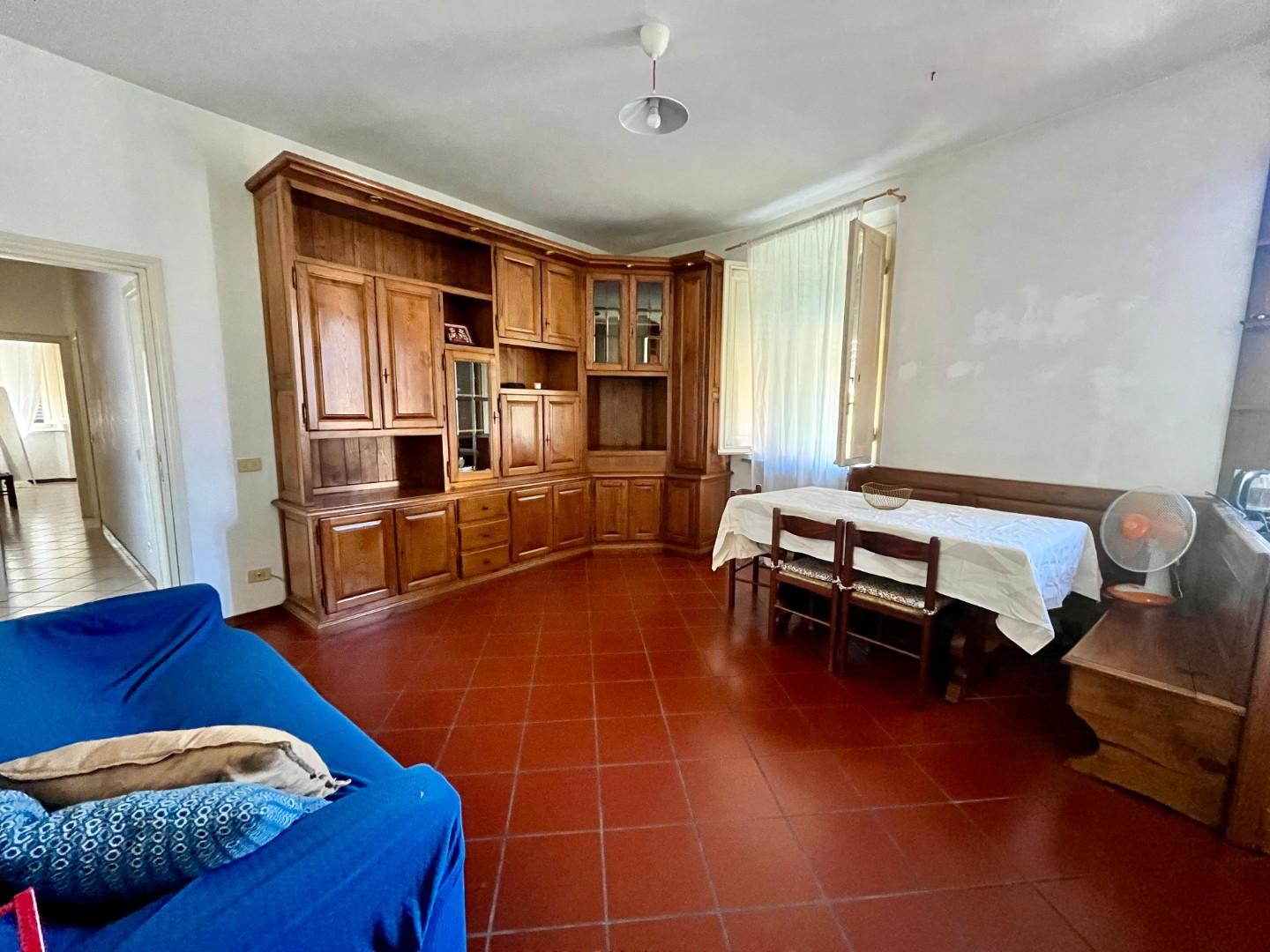 Trilocale in vendita, Lucca santissima annunziata