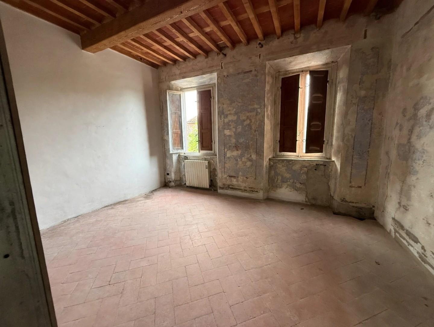 Casa indipendente da ristrutturare, Capannori pieve san paolo