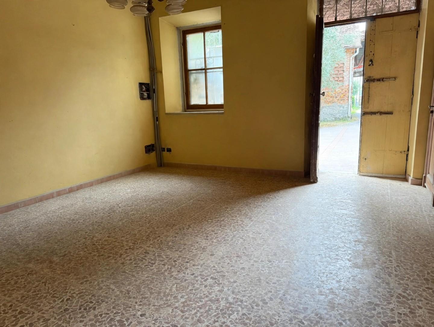 Casa indipendente da ristrutturare, Capannori pieve san paolo