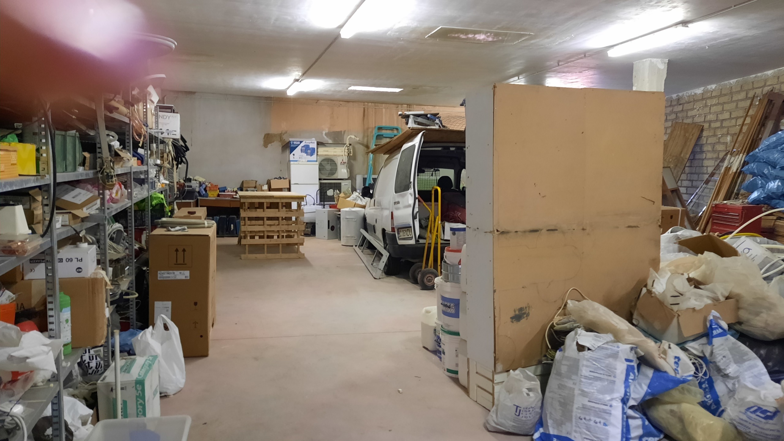 Box/Garage 150mq in vendita in via umberto boccioni 50, Morlupo