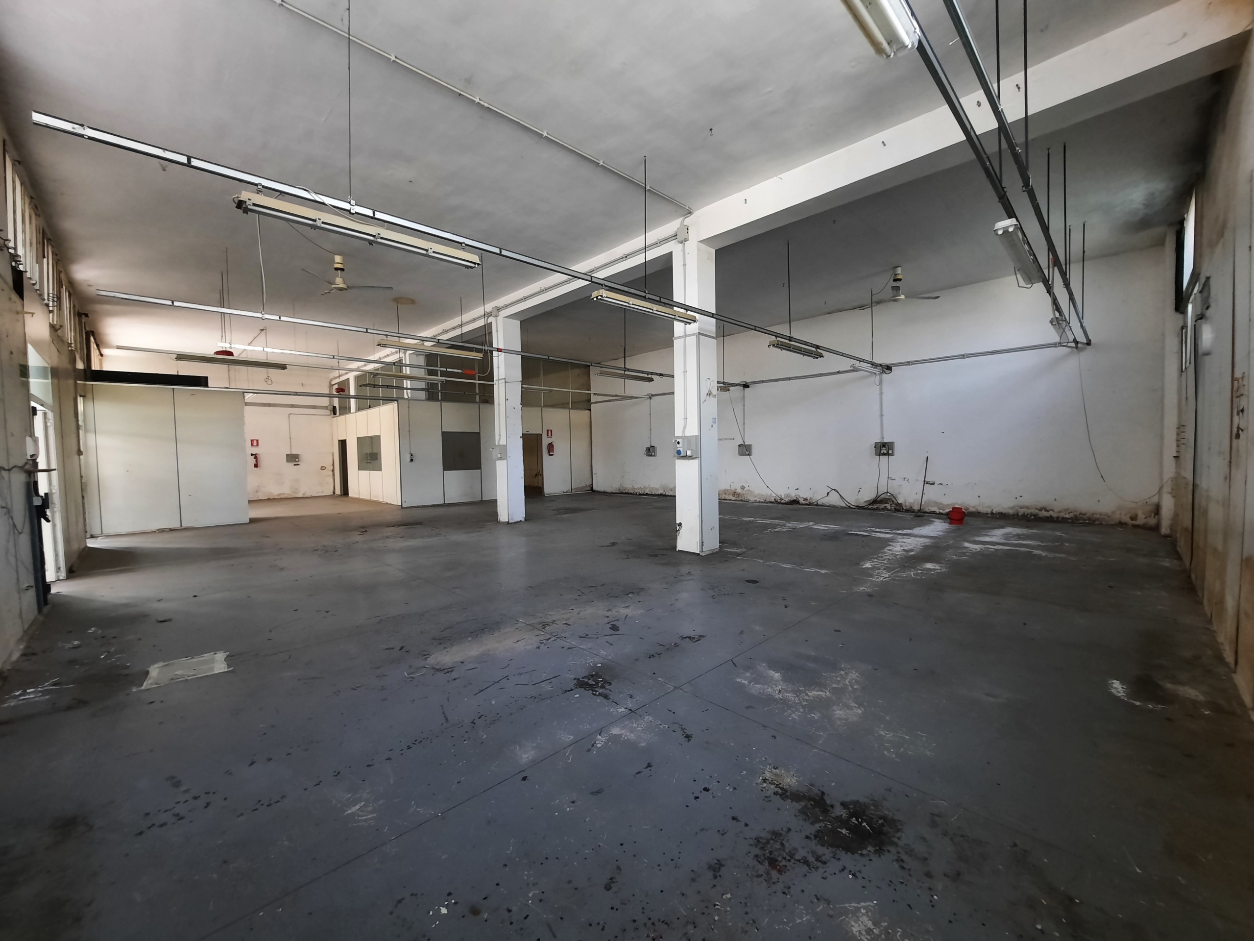 Laboratorio in vendita in via berlinguer, Morlupo