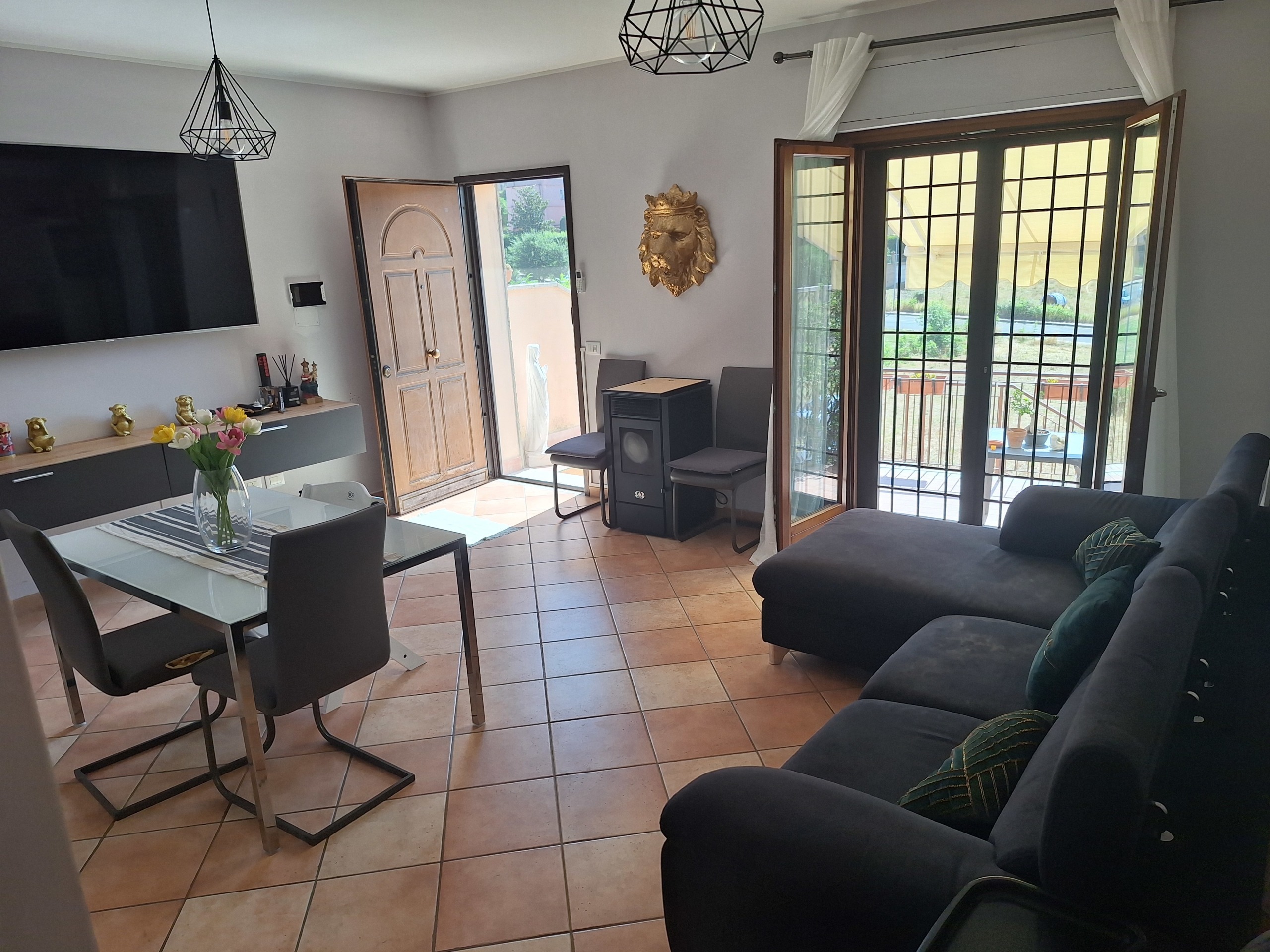 Villetta a schiera con terrazzi in via tonica facchinaccia 8, Rignano Flaminio