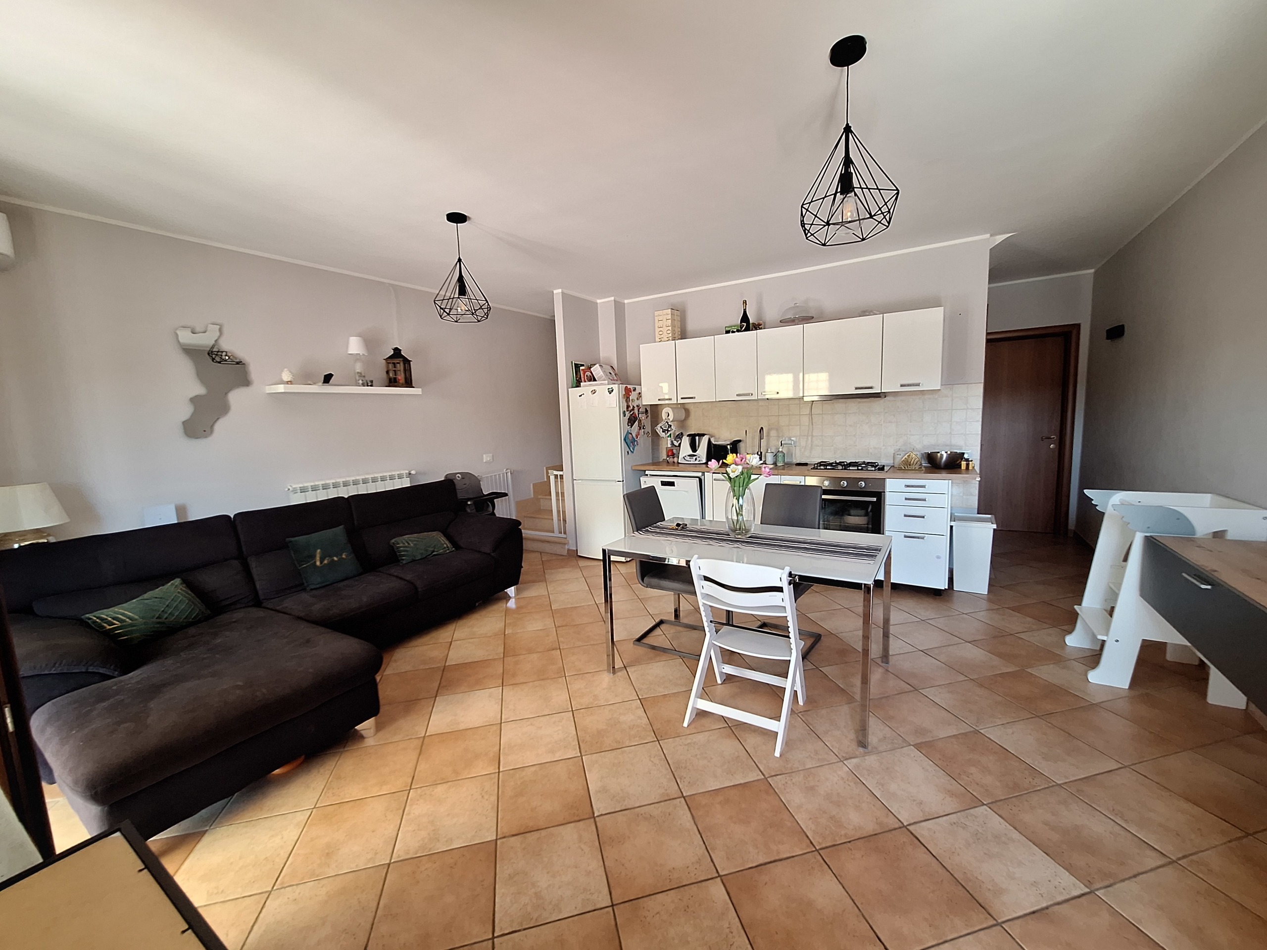 Villetta a schiera con terrazzi in via tonica facchinaccia 8, Rignano Flaminio