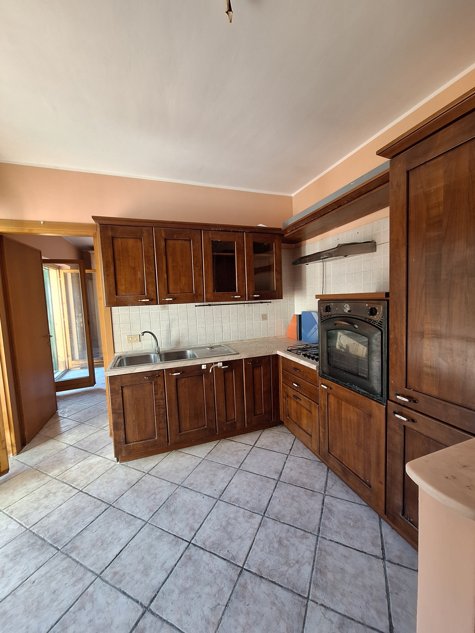 Appartamento con terrazzo in via bruno buozzi 22, Morlupo