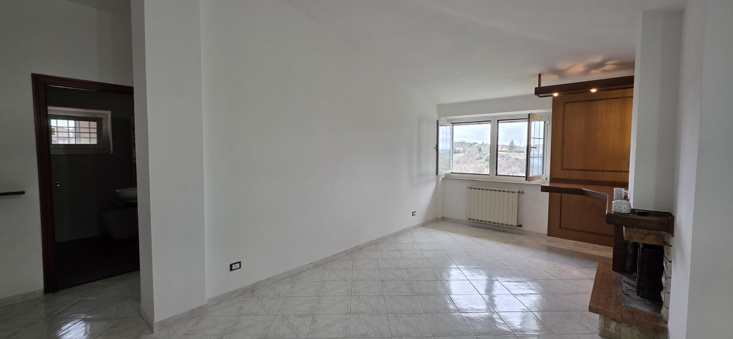 Attico con terrazzo in via monte della castagna 64b, Morlupo