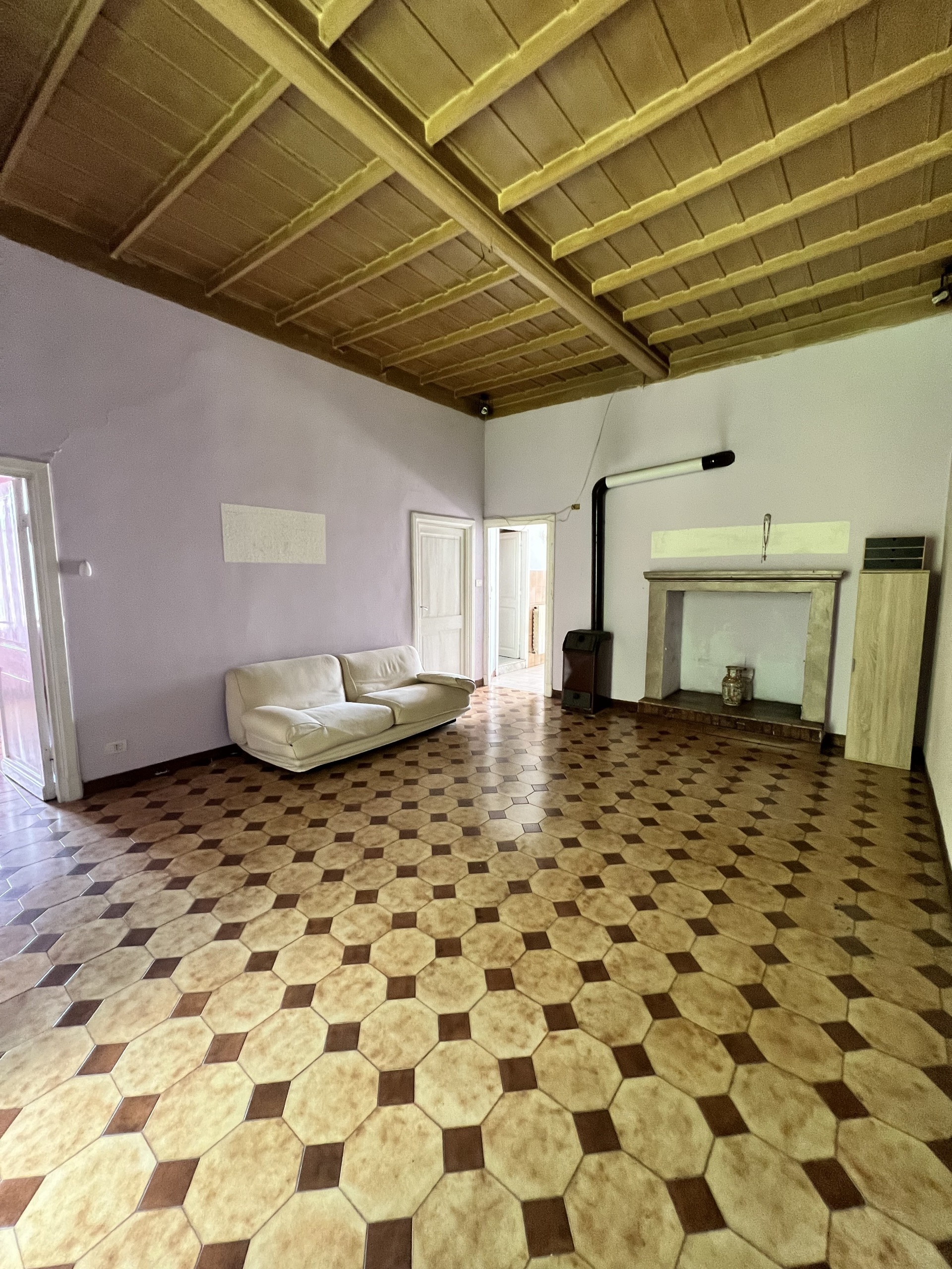 Attico da ristrutturare in corso umberto i 1, Morlupo