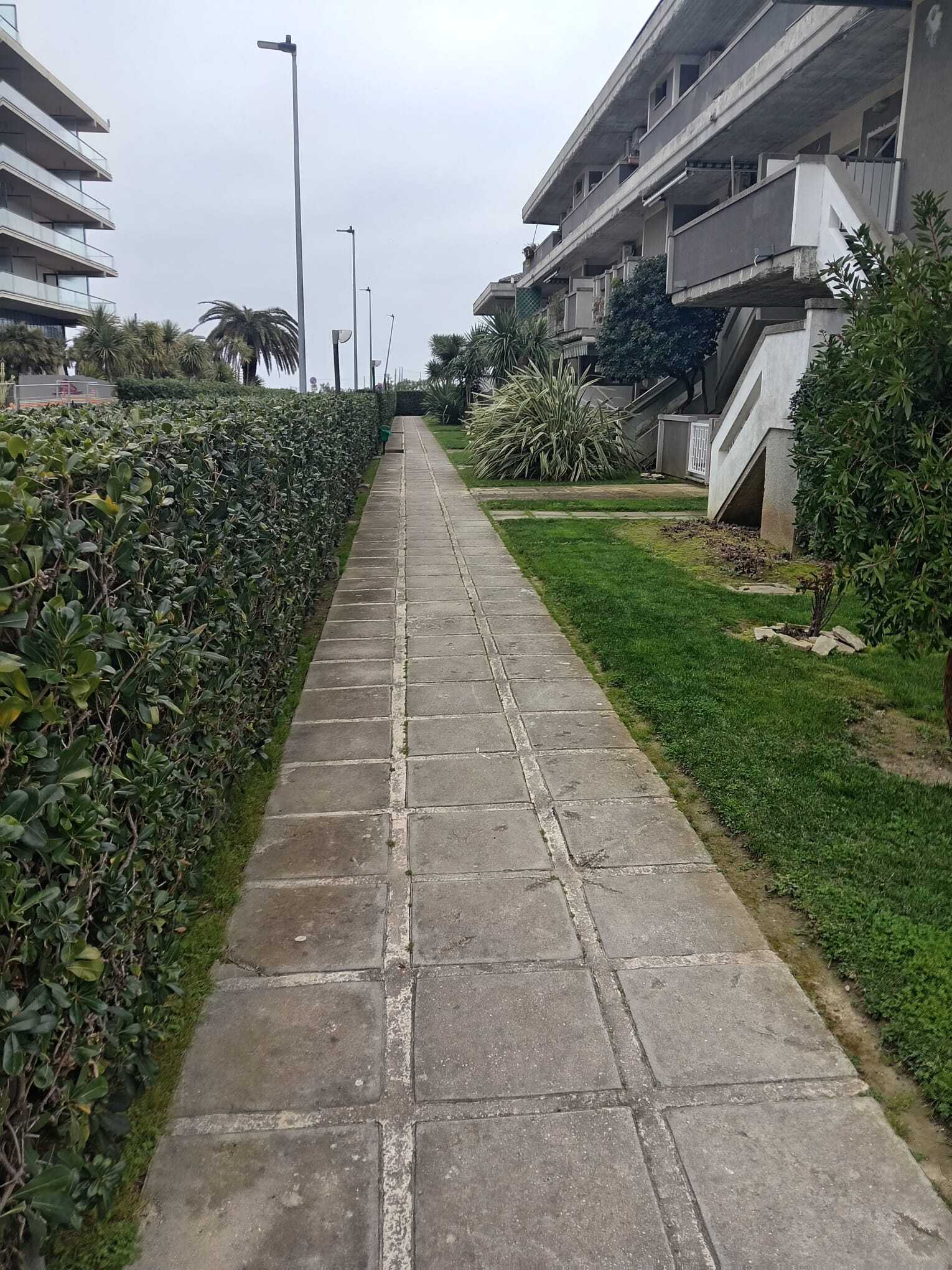 Trilocale con giardino in via leonardo da vinci, Silvi