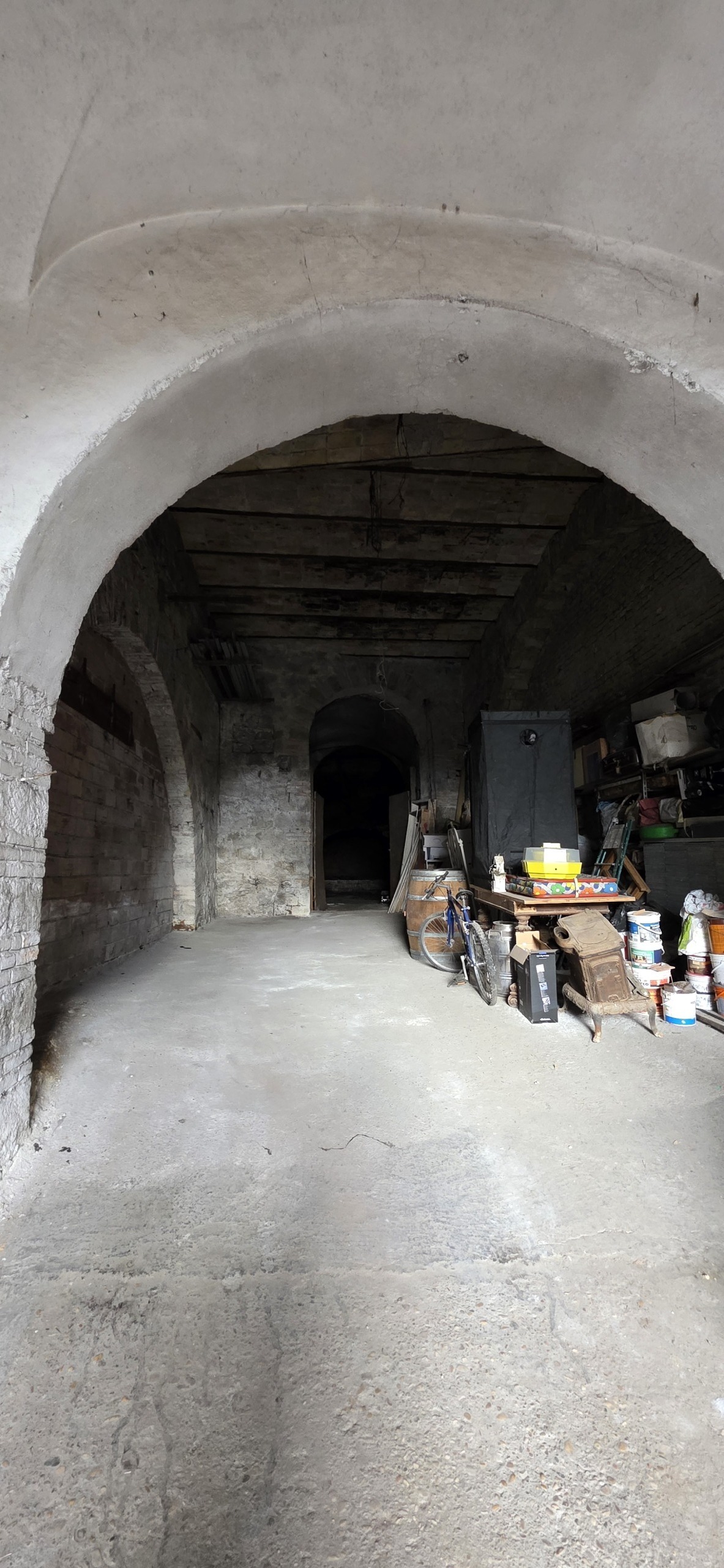Box/Garage 100mq in vendita in via cesare battisti 47, Morlupo