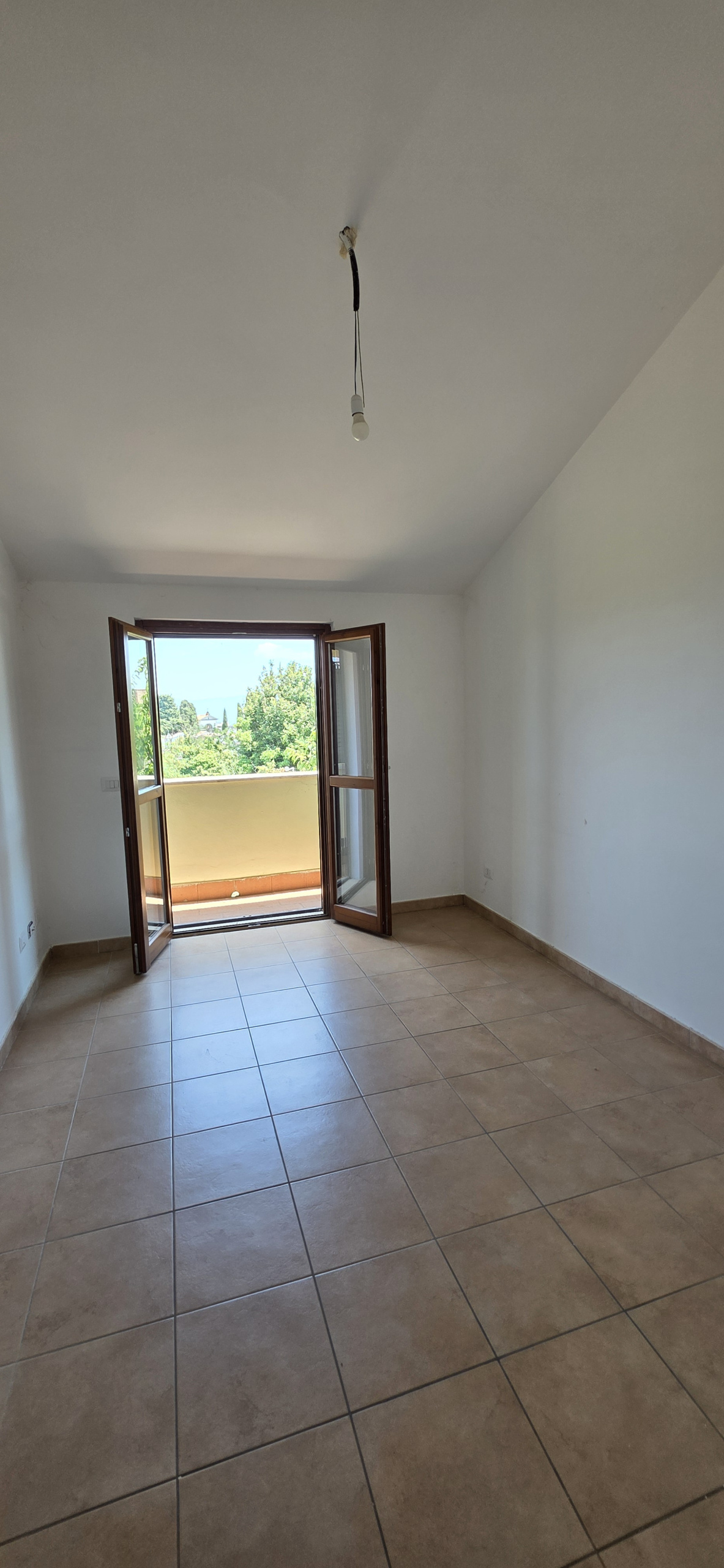 Casa indipendente con giardino in via flaminia 38, Morlupo