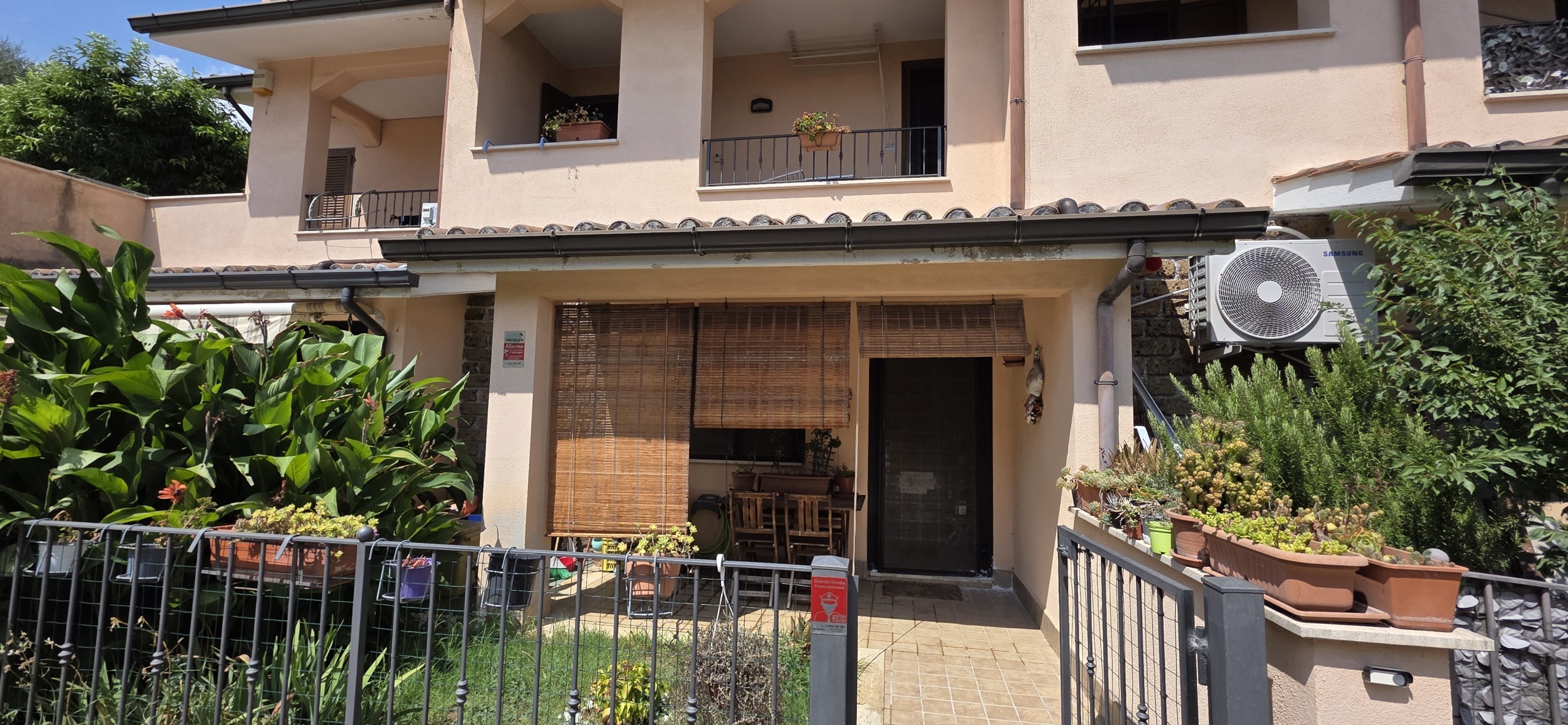 Casa indipendente con giardino in via tonica facchinaccia 4, Rignano Flaminio