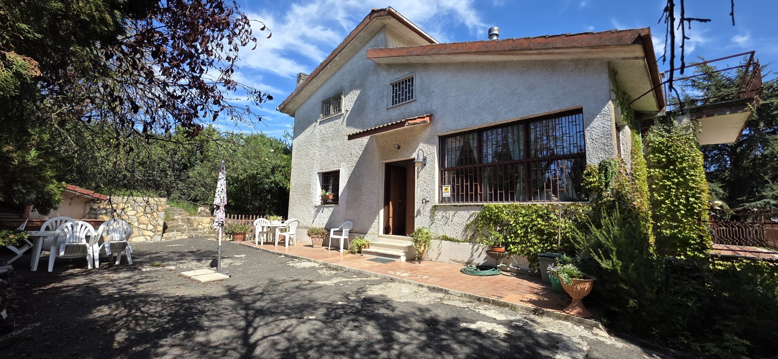 Casa indipendente con giardino in via campagnanese 14, Morlupo