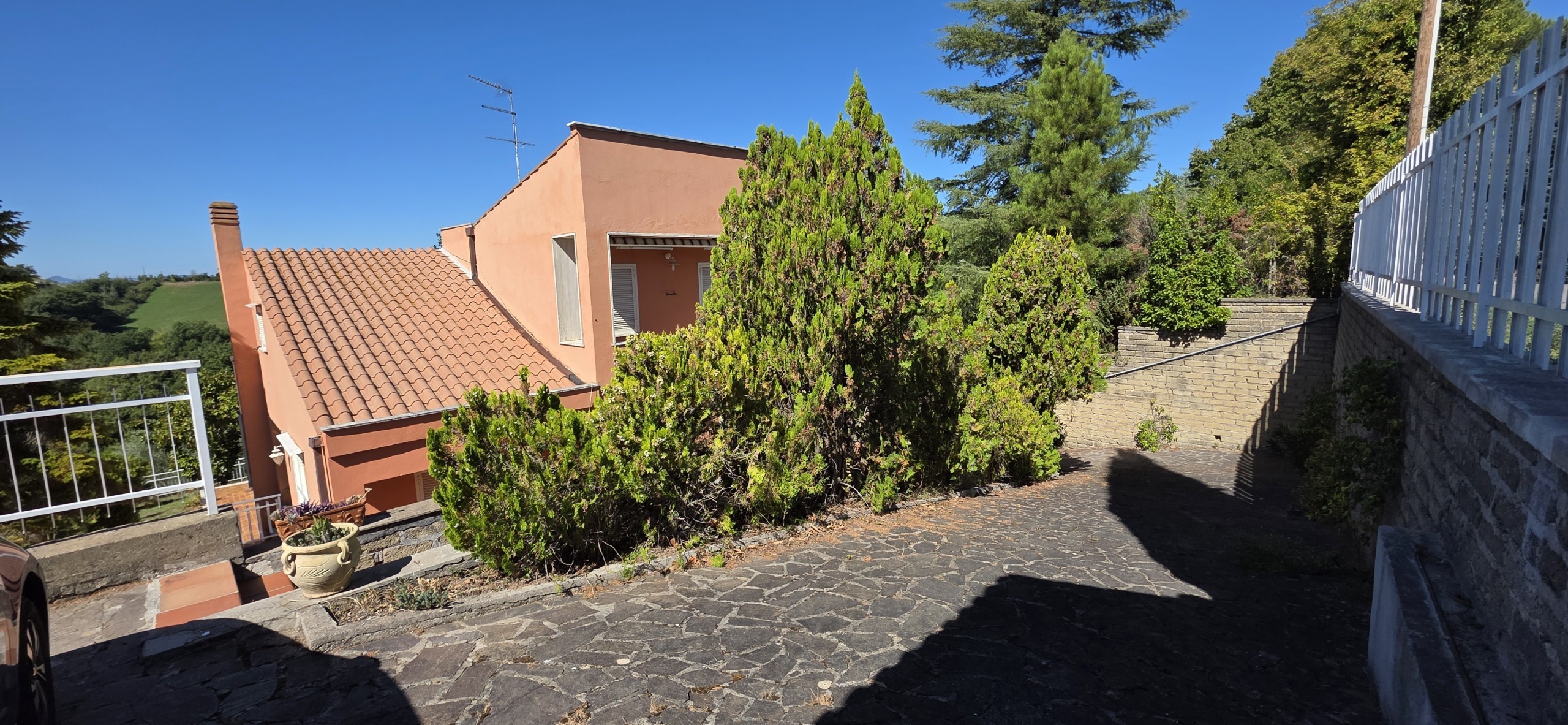 Casa indipendente con giardino in via dell'aquila 17, Rignano Flaminio