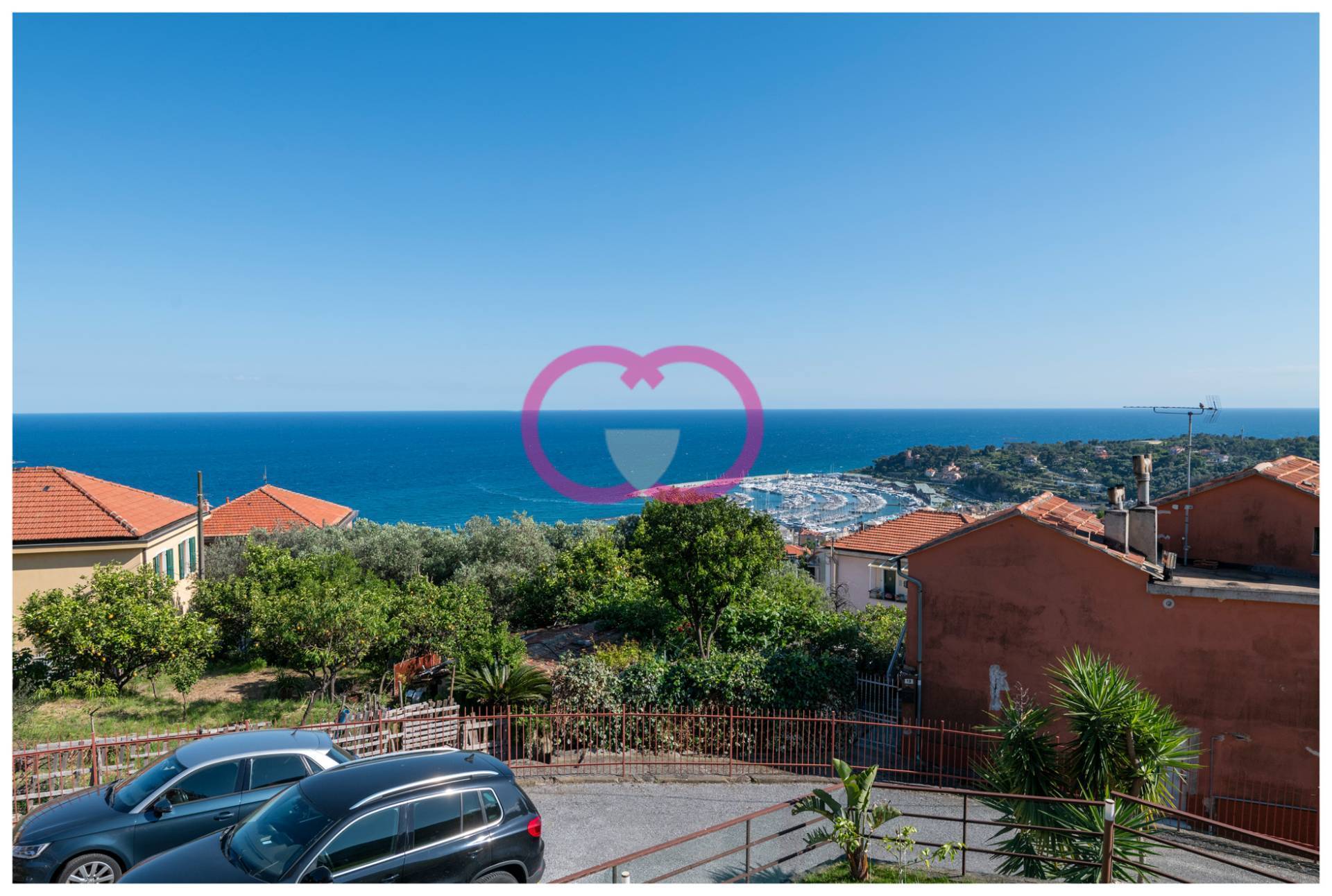 Appartamento in vendita a Varazze, Cantalupo