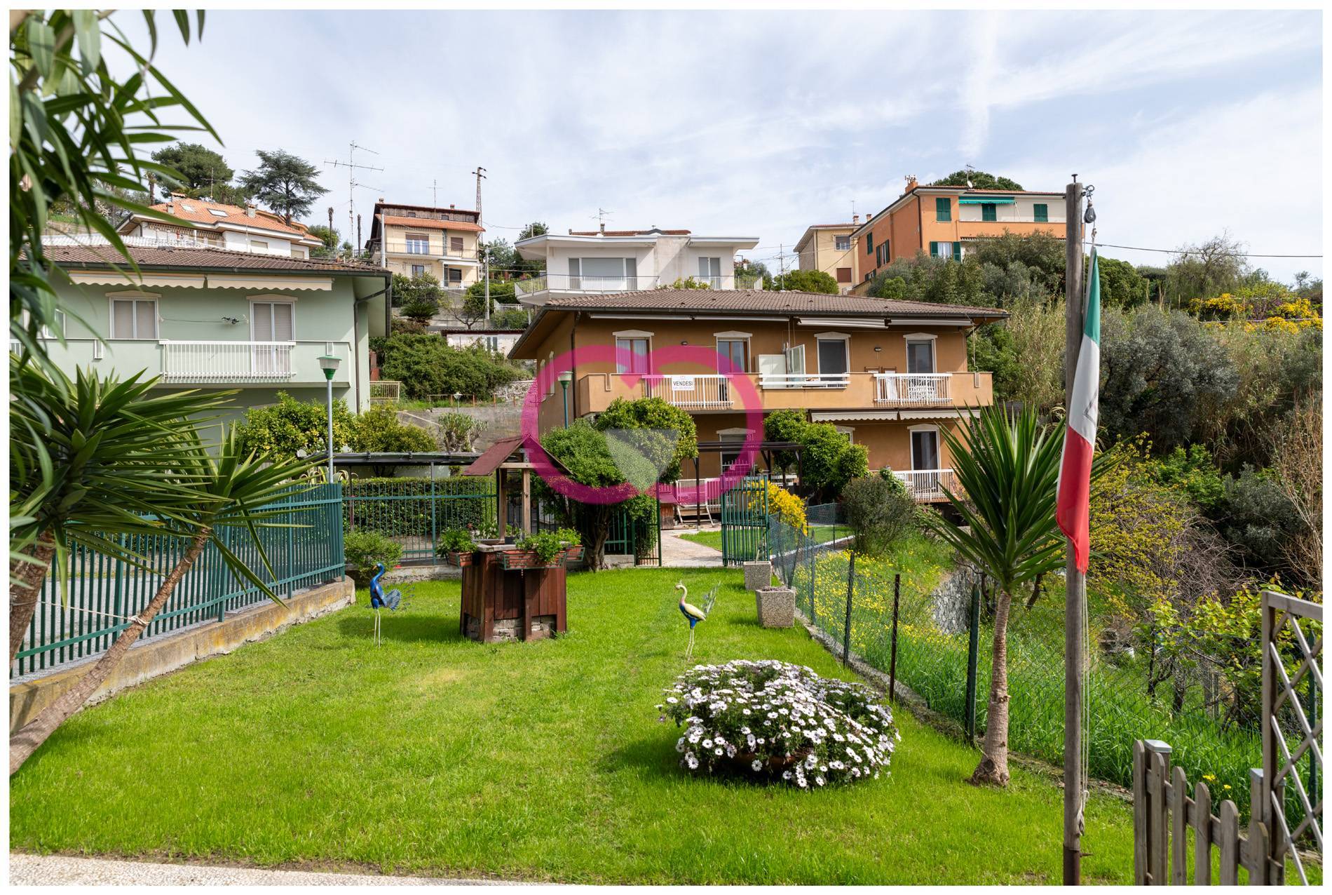 Appartamento in vendita a Varazze, Castagnabuona