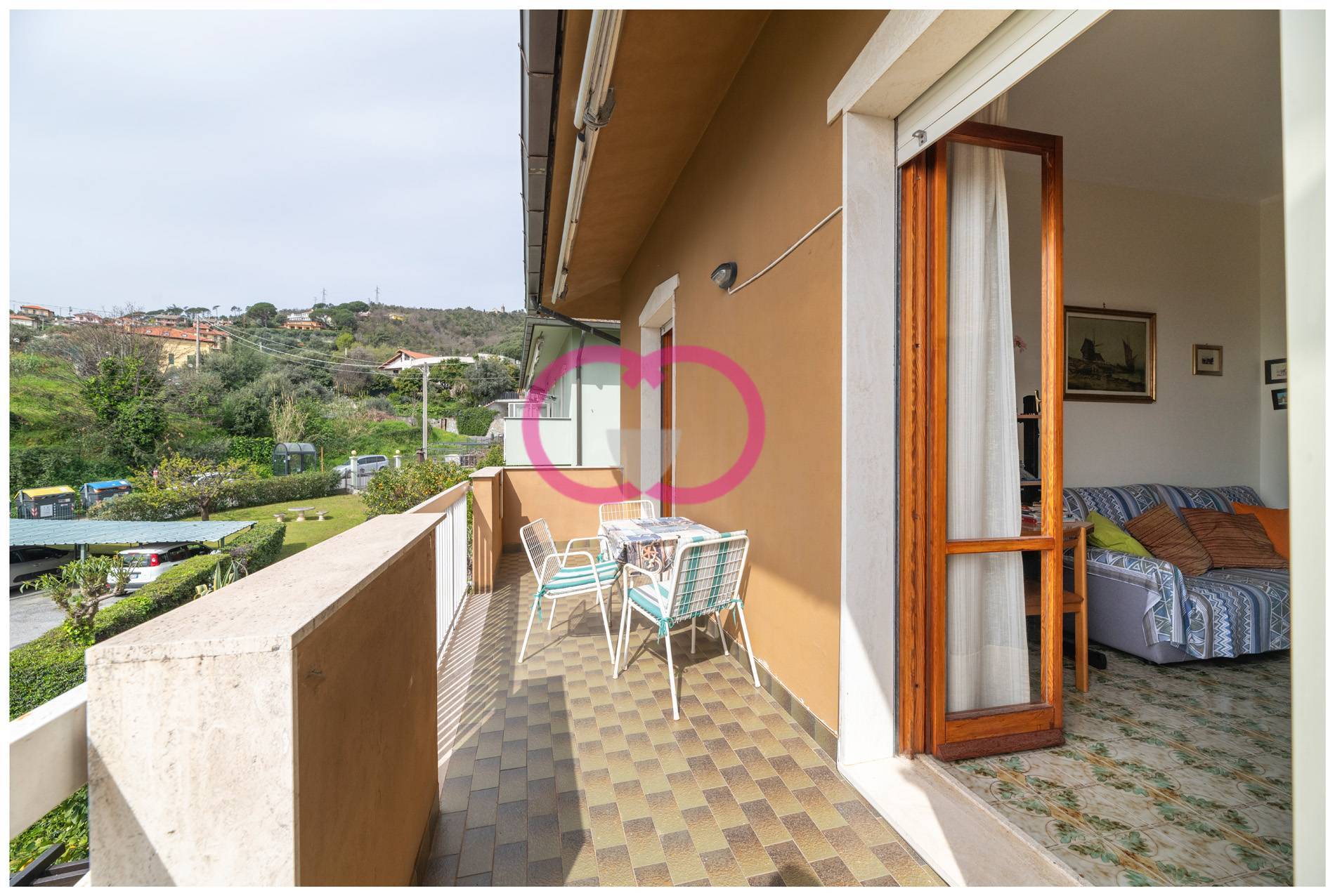 Appartamento in vendita a Varazze, Castagnabuona