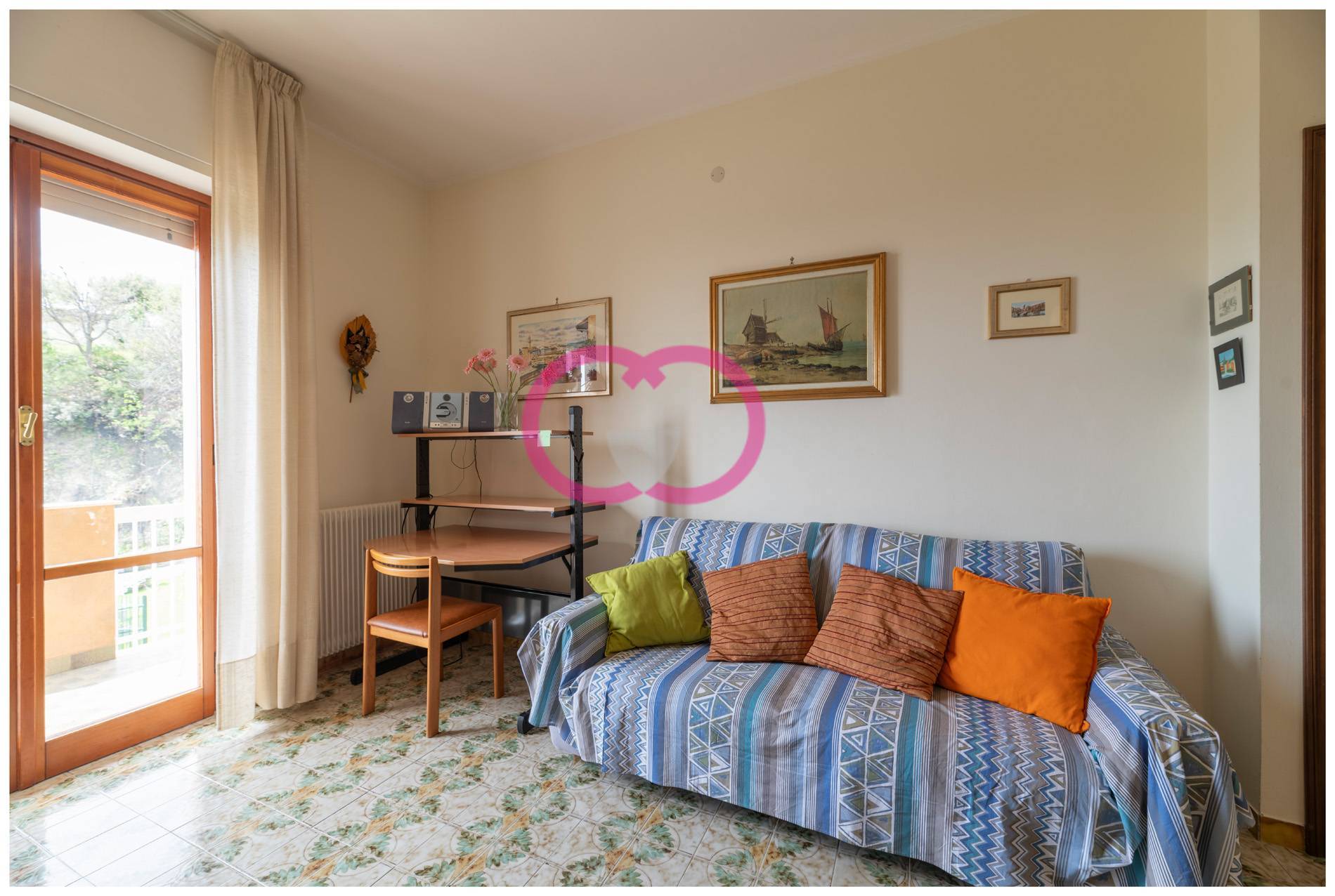 Appartamento in vendita a Varazze, Castagnabuona