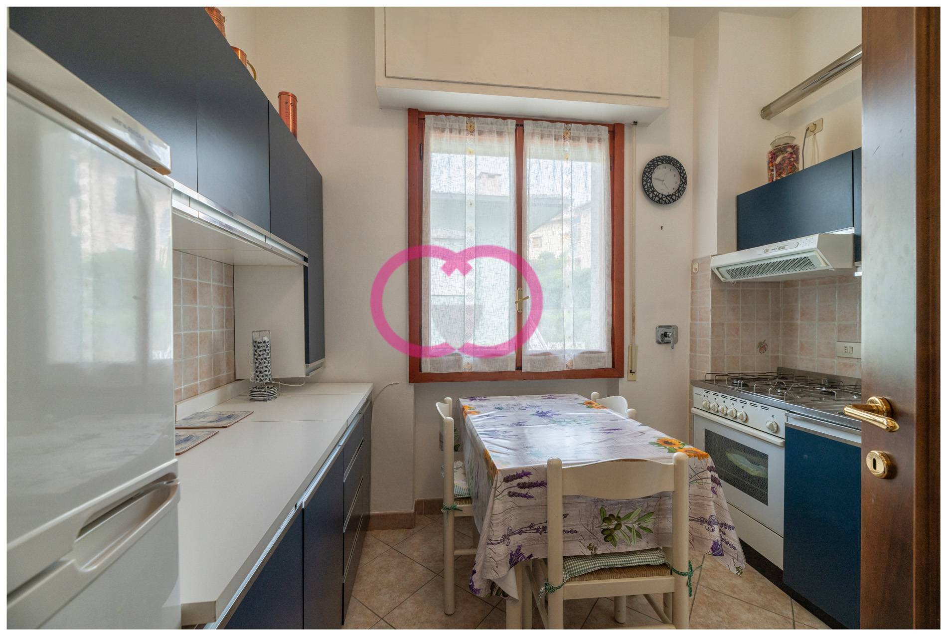 Appartamento in vendita a Varazze, Castagnabuona