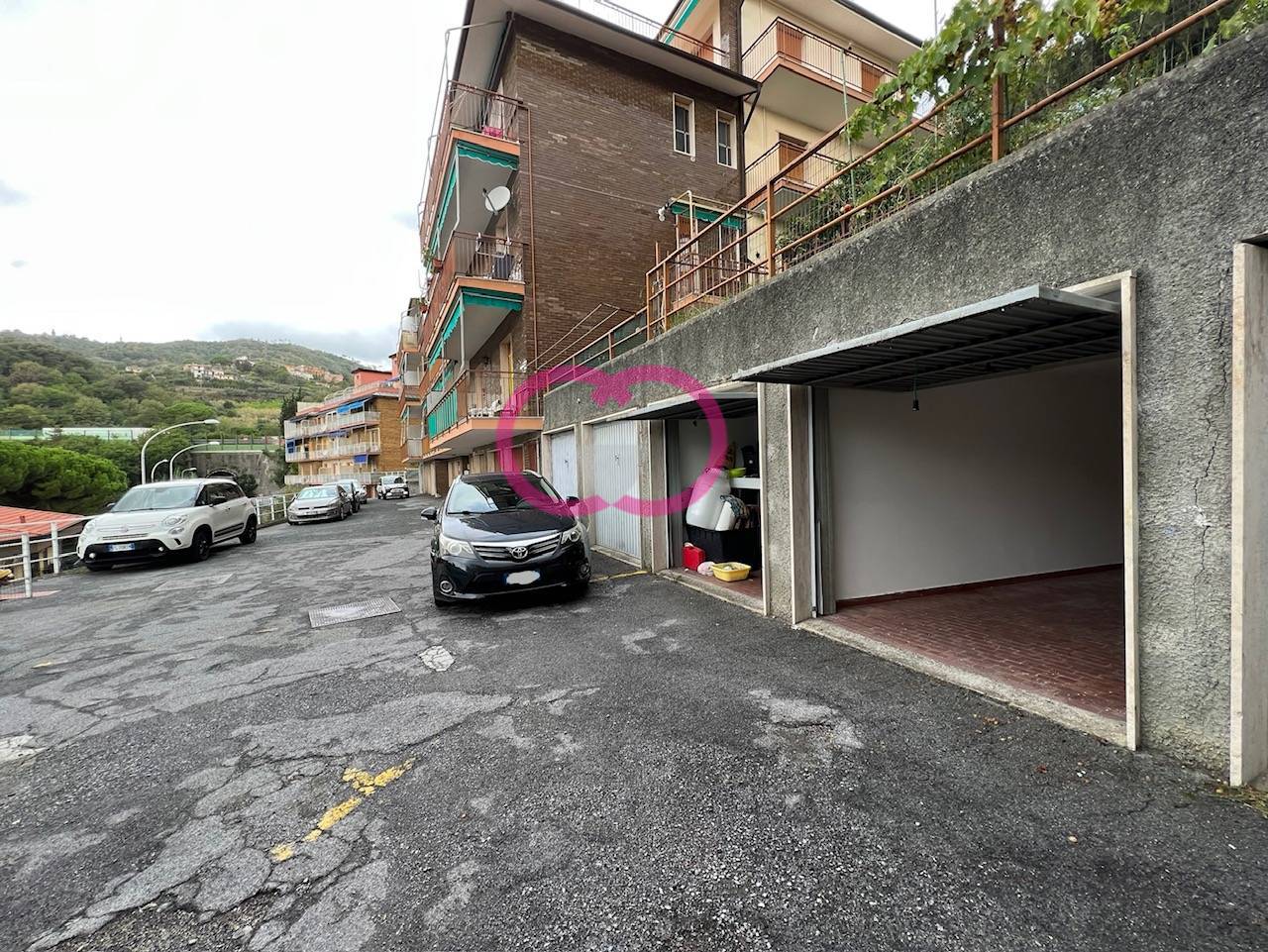 Box auto in vendita a Varazze, Varazze