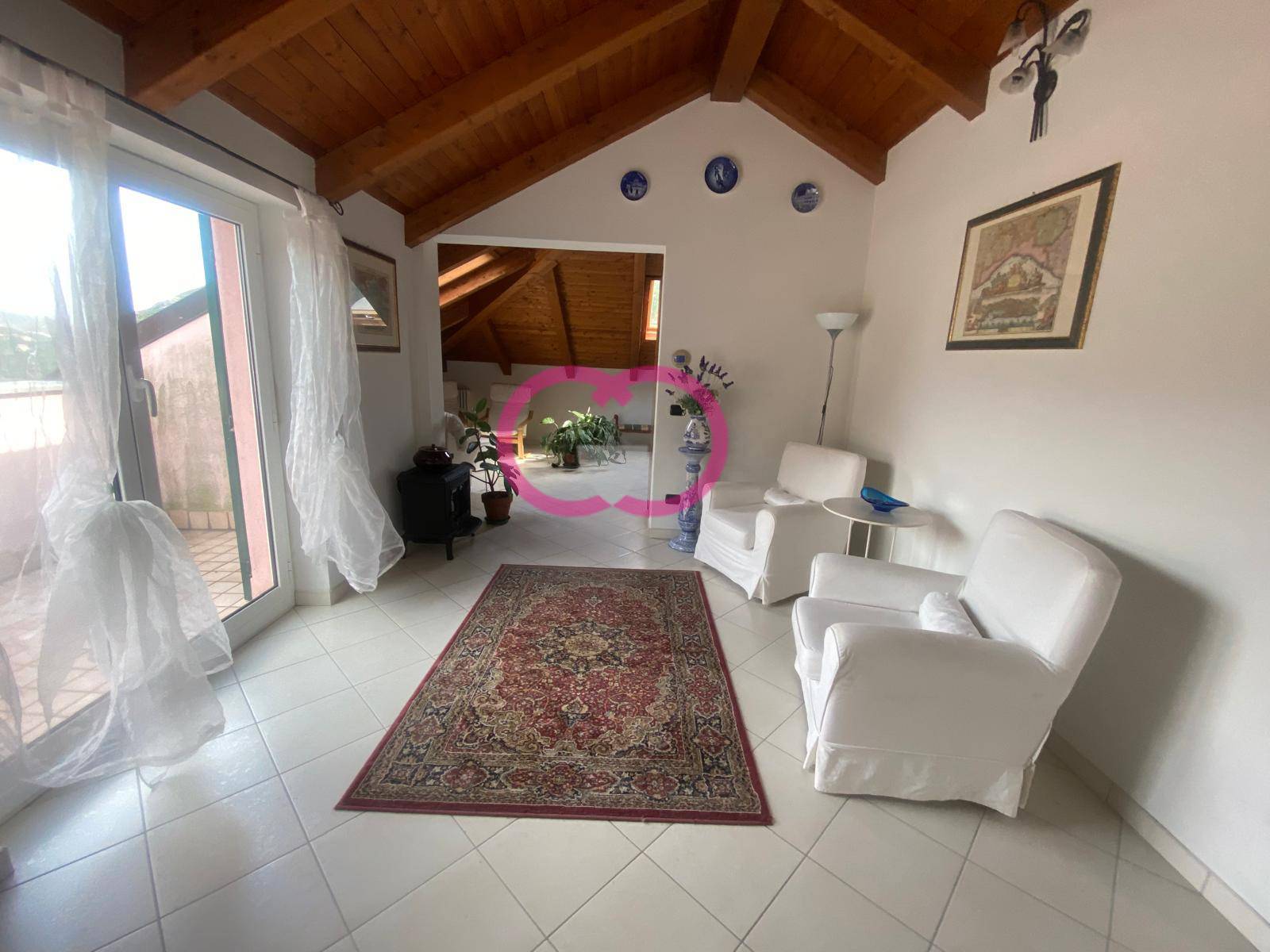 Mansarda in vendita a Varazze, Pero