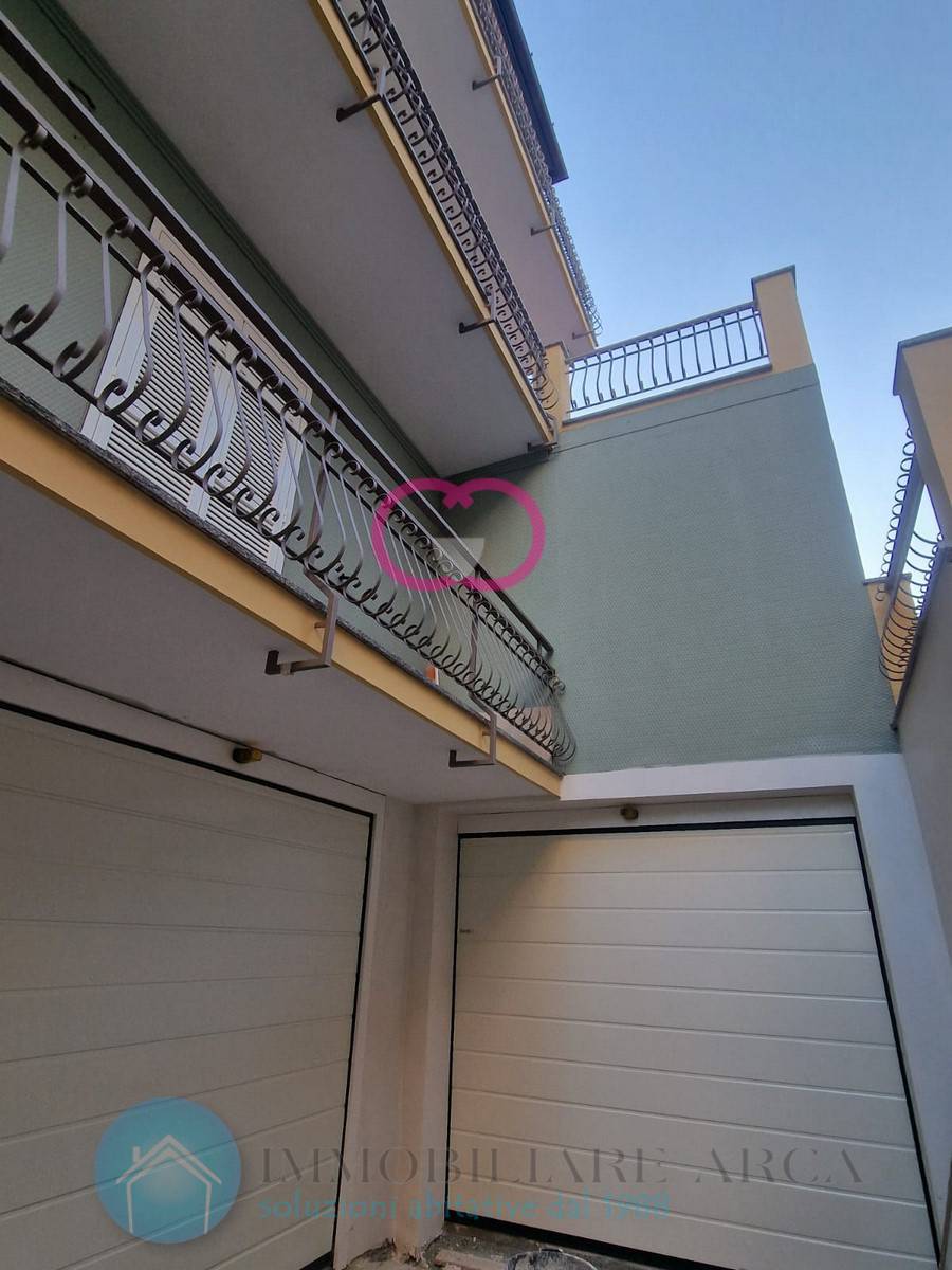 Appartamento in vendita a Celle Ligure, Centro
