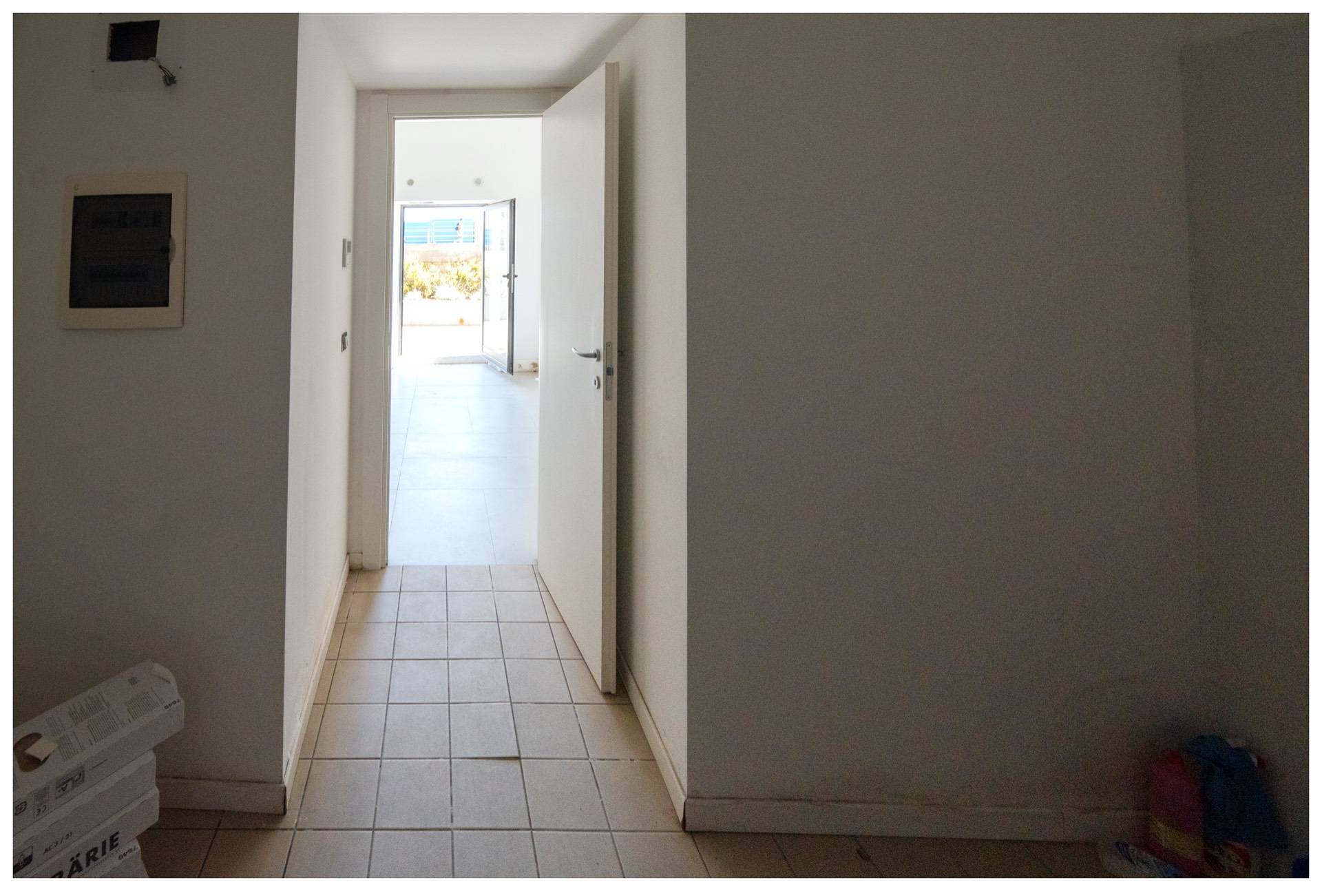 Locale commerciale in affitto a Varazze, Varazze